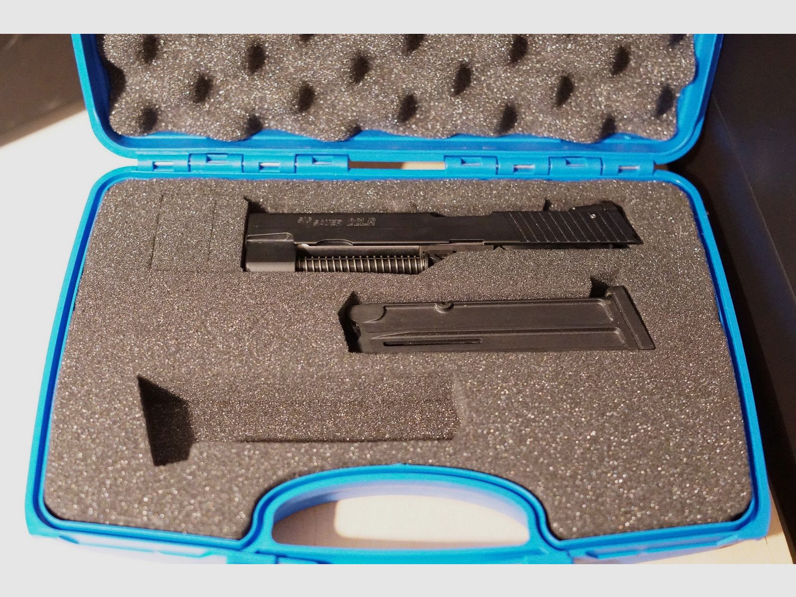 Inizio perfetto nella disciplina 9mm — Sig Sauer P226 LDC II + .22 + Mantis | 1.499 €