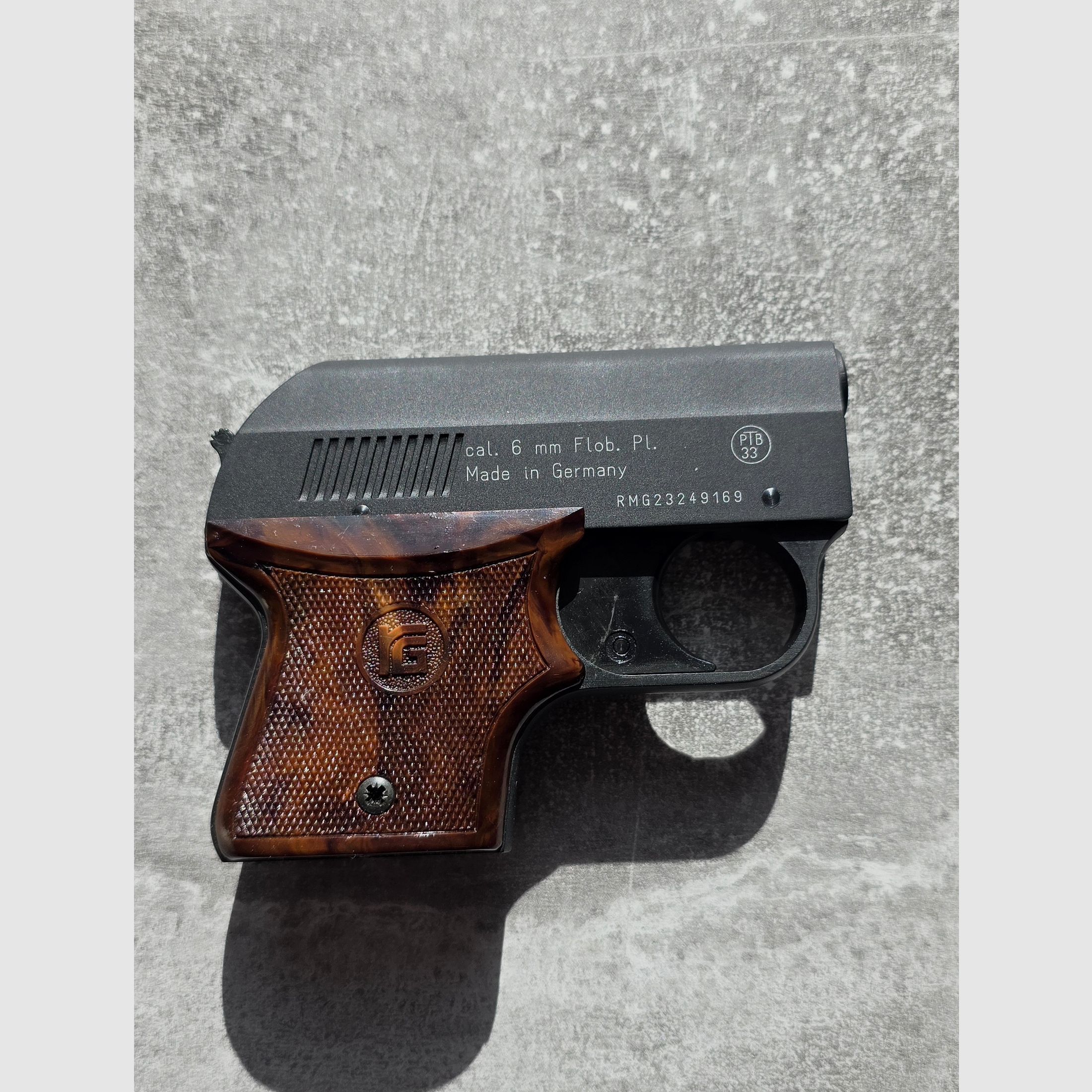 Röhm RG 3 blank firing pistol, image 2 of 3