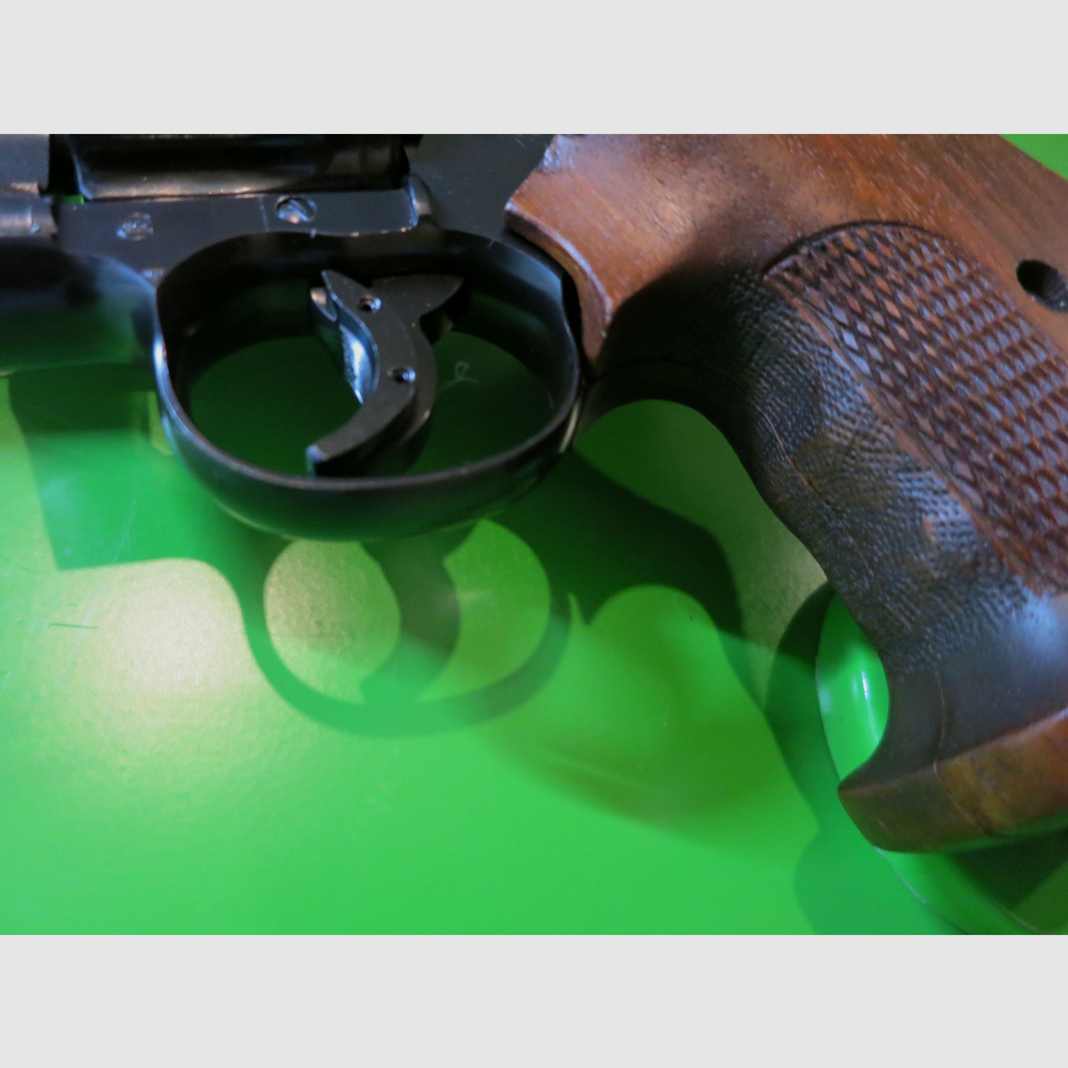 Revolver COLT Officer's Model Match, fifth edition of the series in .22lr, sport grip #62-