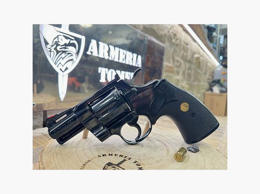 UTILISÉ – RÉVOLVER – COLT PYTHON 2 1/2 cal. 357 Mag. (FINITION BLEUE)