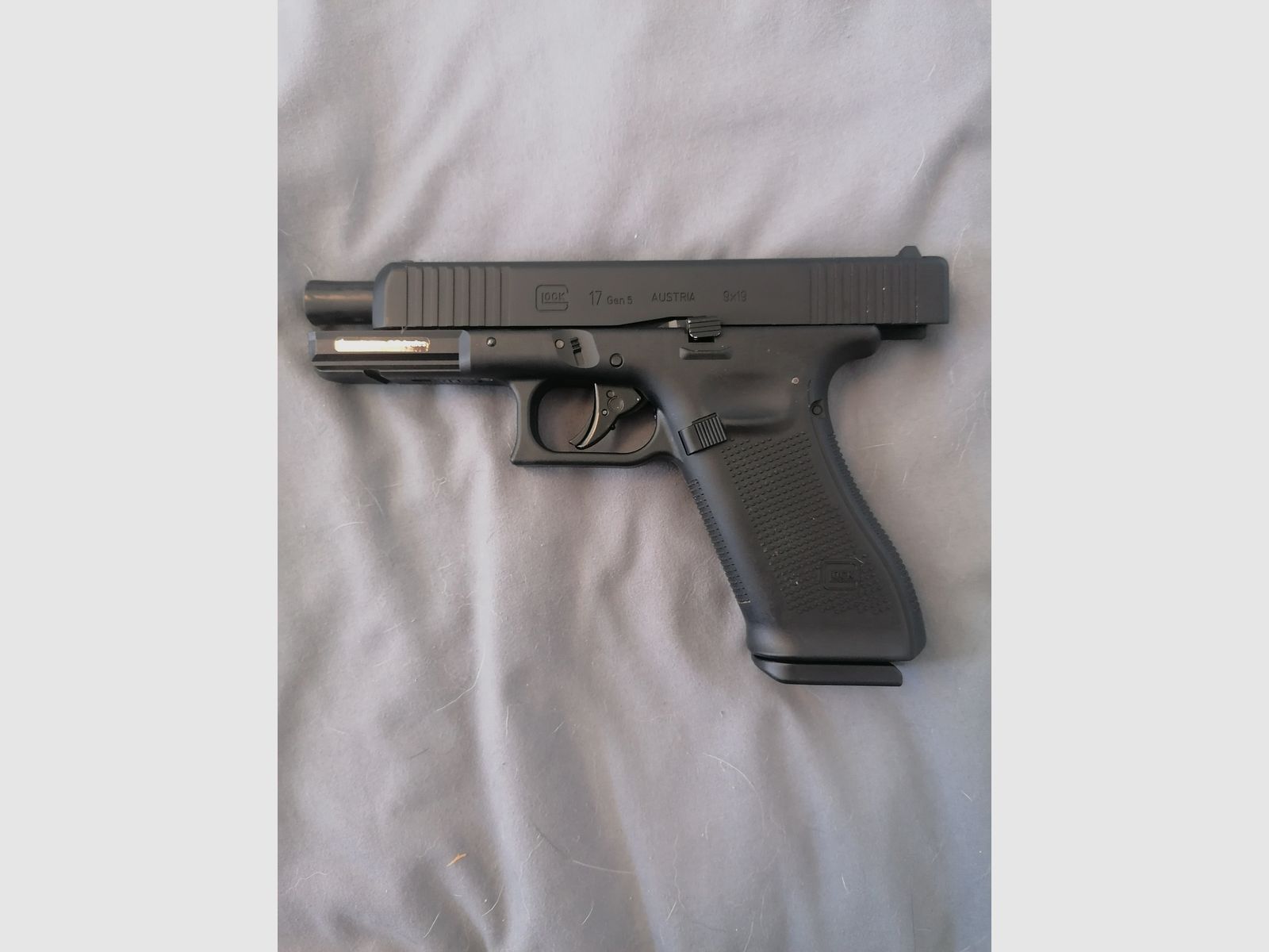 Umarex Glock 17 Gen. 5, Co2 Airsoft, 2Joule, 6mm Bb, 14 Schuss, BlowBack