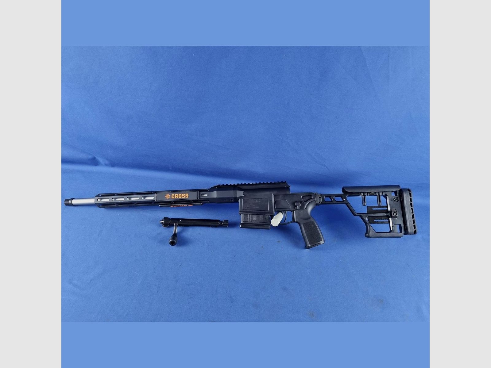 Sig Sauer Cross Rifle 18″ Black avec filetage de bouche 5/8″ 24 UNEF cal: 6,5 Creedmoor, image 1 sur 3