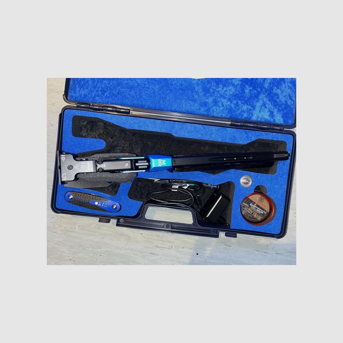 Match pistola ad aria compressa Walther LP500-E / Meister Manufaktur Blu - Grilletto elettronico / Cartuccia in carbonio