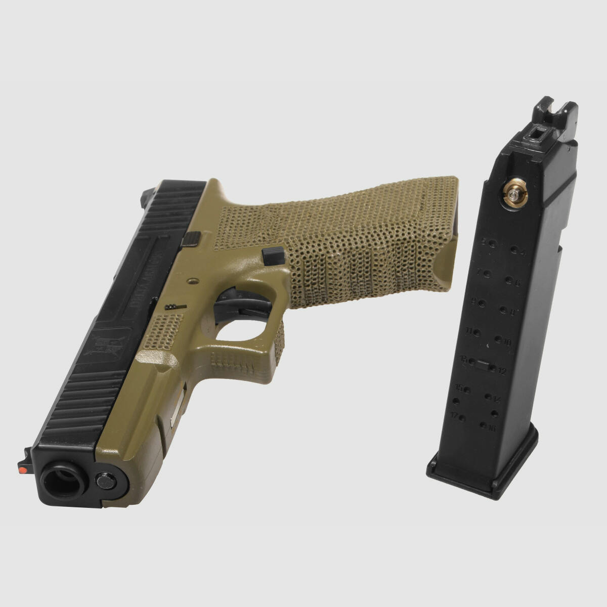 P04 GBB Airsoft Pistole in Oliv | Delta Armory