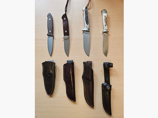 4 Jagdmesser von BÖKER im Set zu verkaufen.