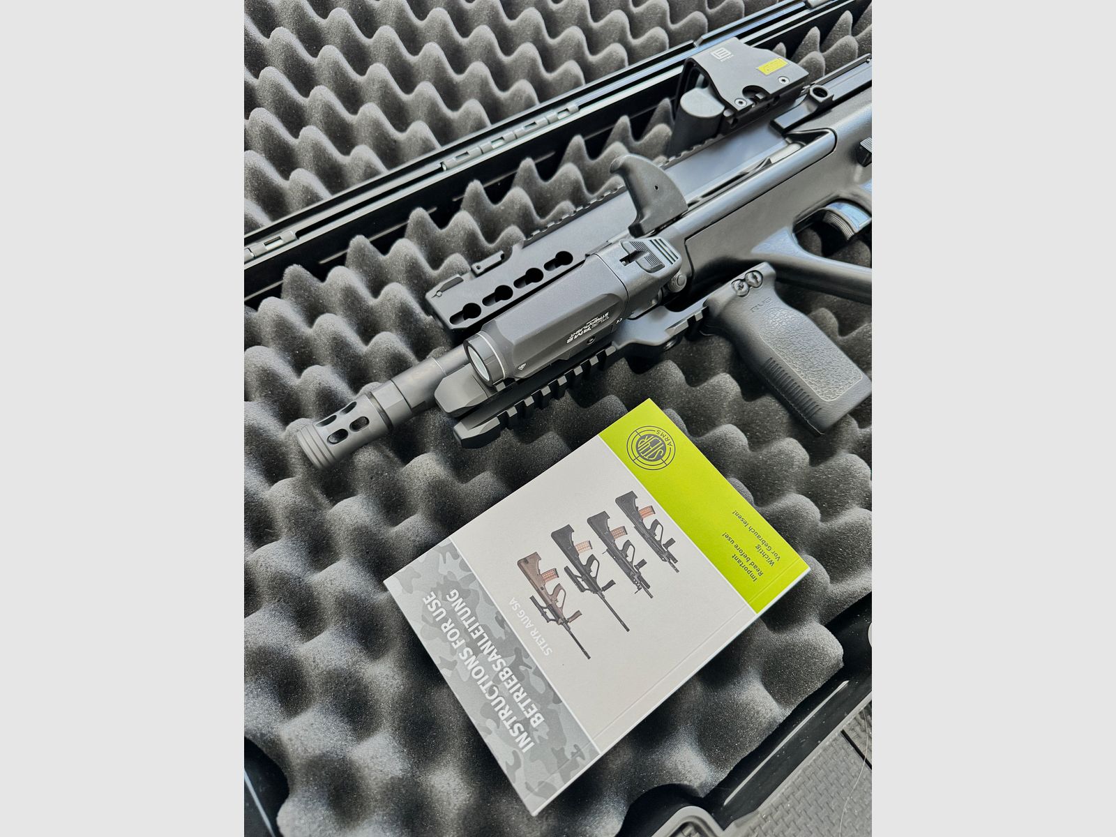 Steyr AUG-Z A3 S.W.A.T. incl EOTECH XPS2-0 & Streamlight TLR RM2