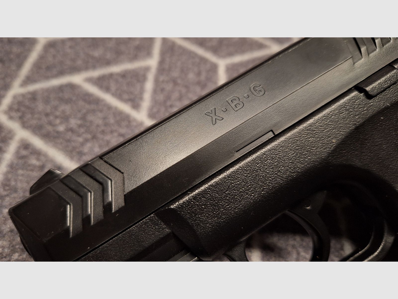 Umarex XBG - 4,5 mm Stahl BB Co2-Pistole 3x Magazine!