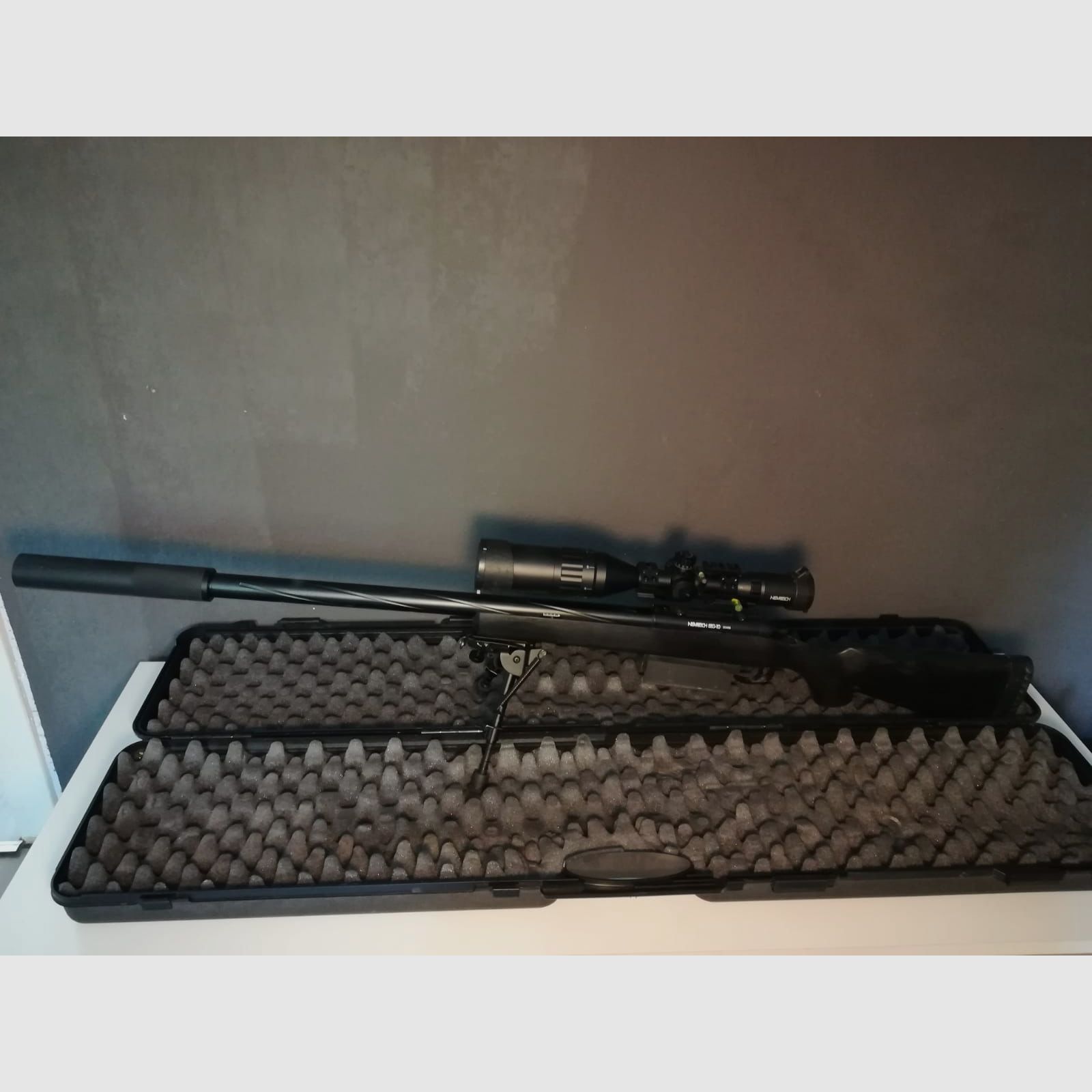 Novritsch SSG10 A1 5 Joules M220 - Complete equipment with some accessories