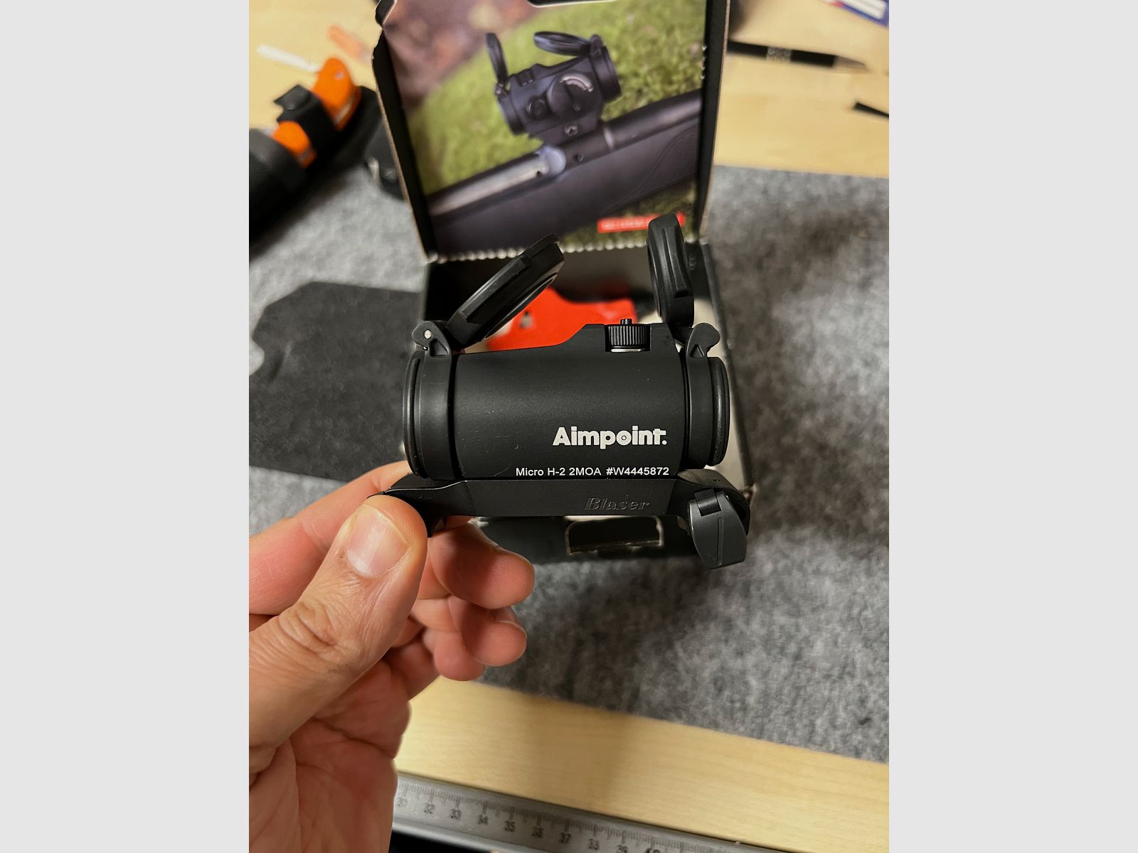 Aimpoint Micro H-2 2 MOA - Rotpunktvisier mit Blaser Sattelmontage