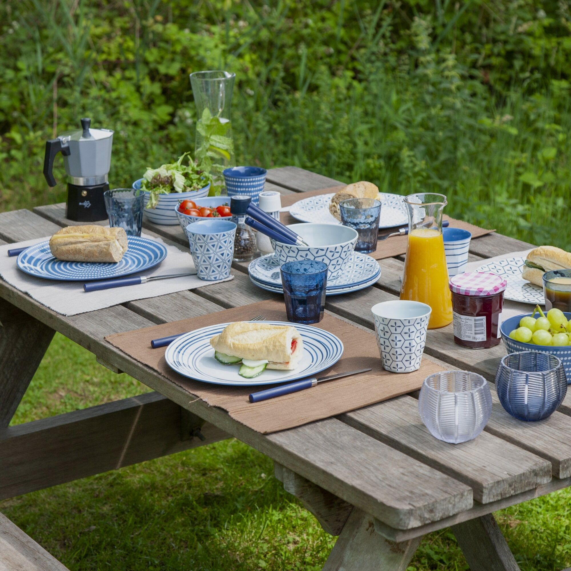 Dinnerware Set Mix & Match, 16-piece, blue/white, image 5 of 24