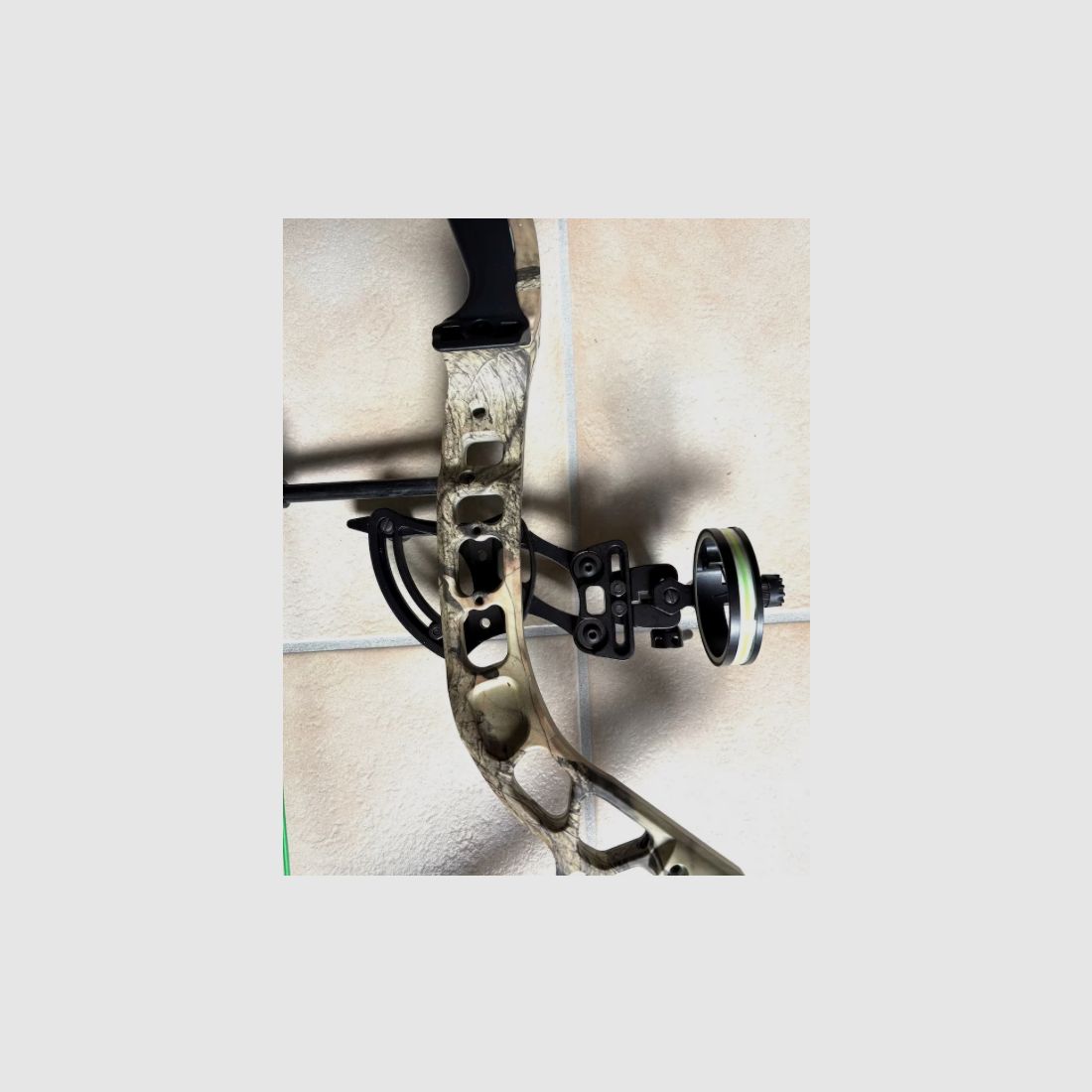 Compoundbogen Core von Diamond, RH, 40 - 70 lbs