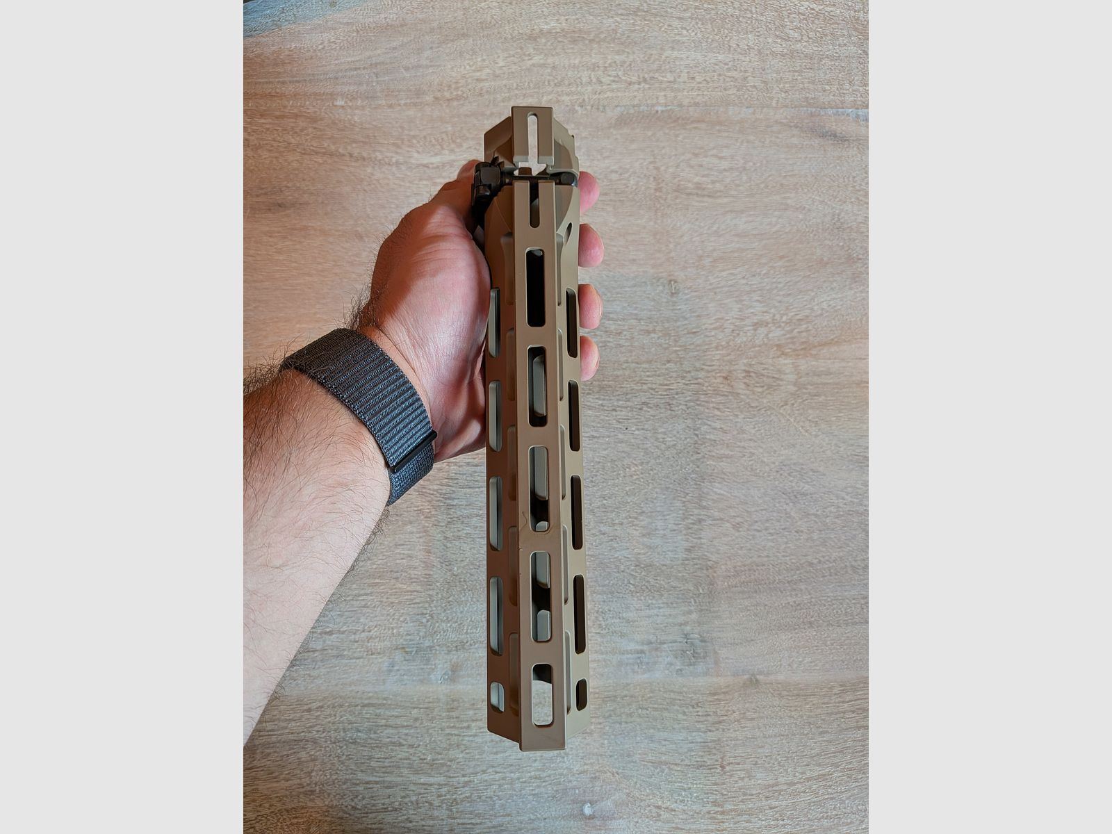 Heckler & Koch M-LOK handguard z szybkim mocowaniem do MR223 FDE, do lufy 11"/14,5"/16,5" (krótki handguard)