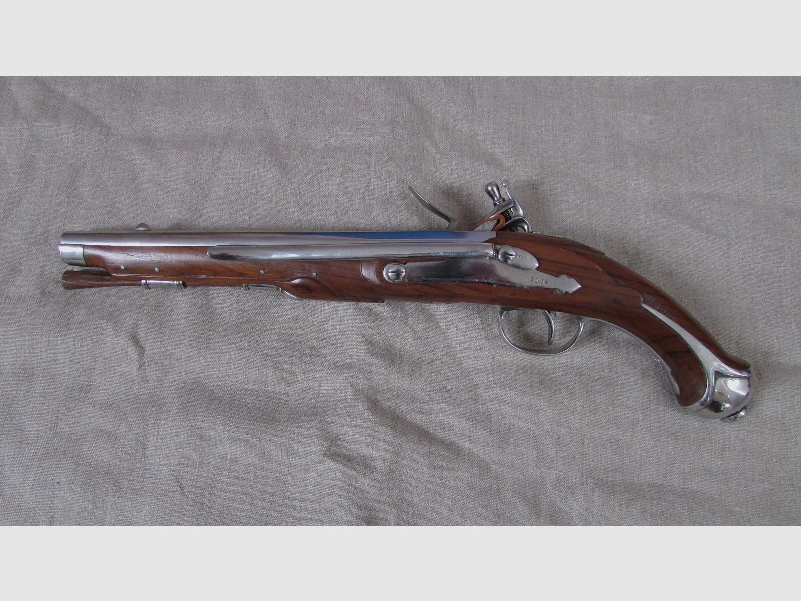 French M1733 flintlock pistol