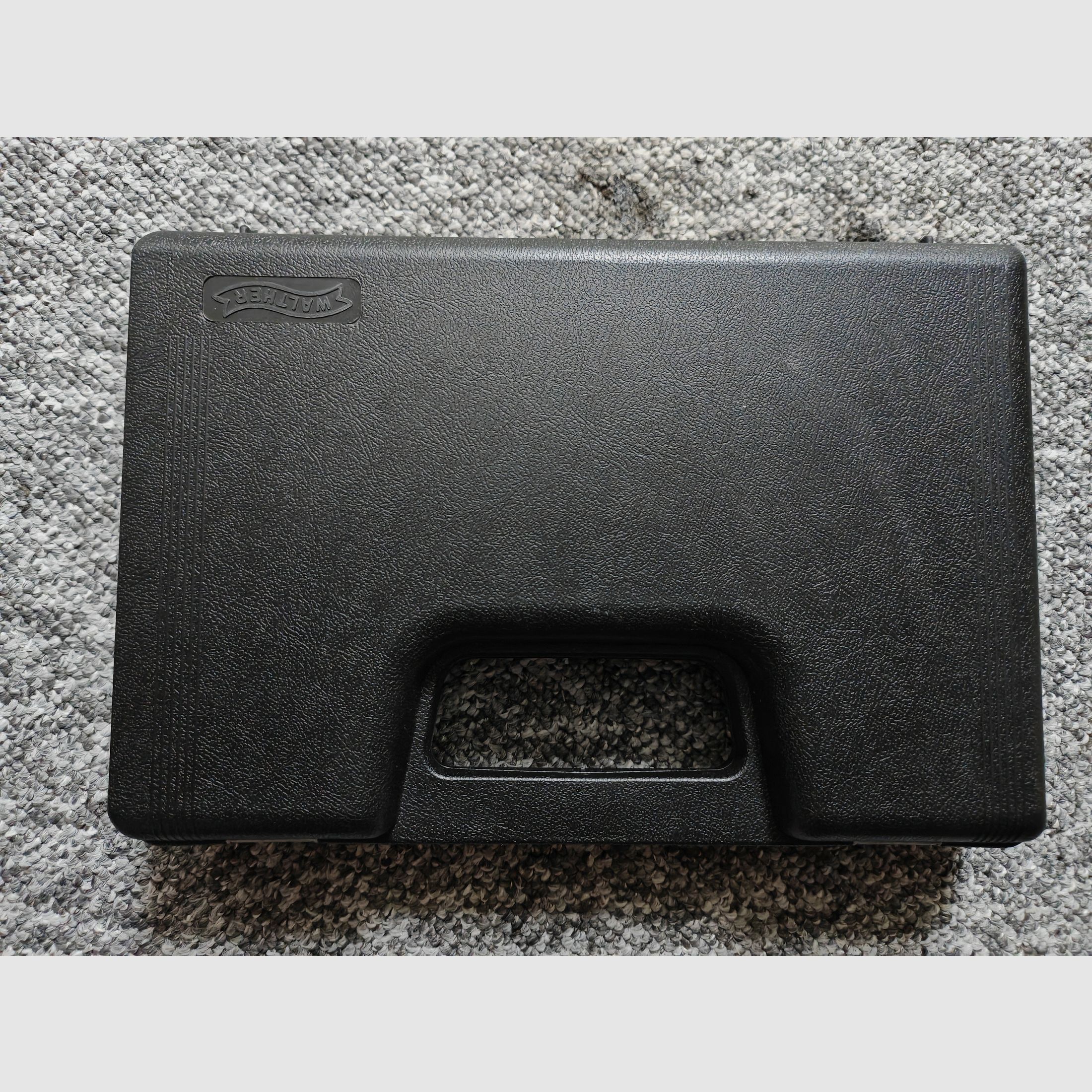 Umarex Walther P22 9mm P.A.K. in der ersten Ausführung mit Abzugssicherung und verstellbare Kimme samt Dämmerungsmarken | NEUwertig und selten