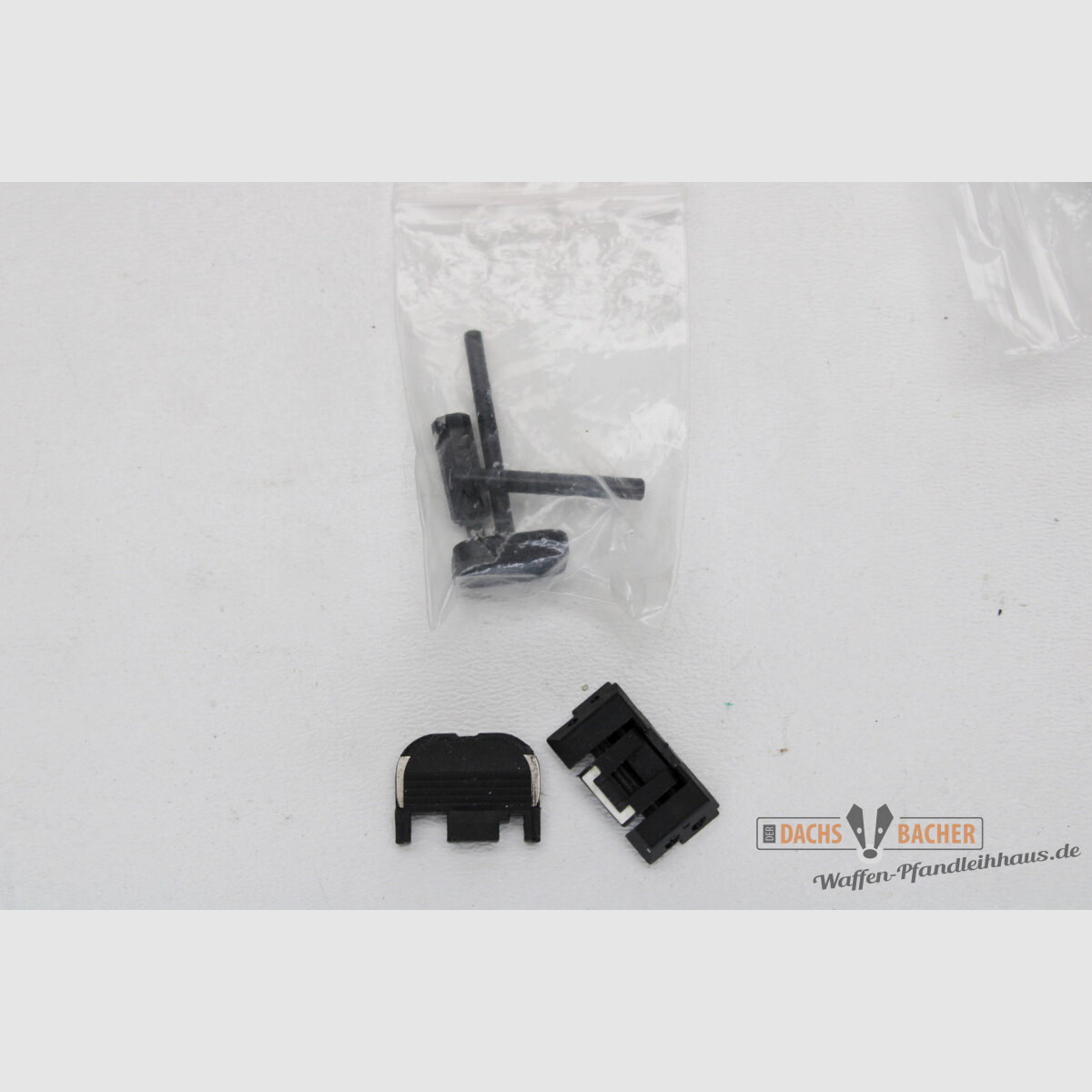 Pistola Glock 34 GEN 4 Cal 9 Para con disparador Timney, funda y placa de montaje para mira
