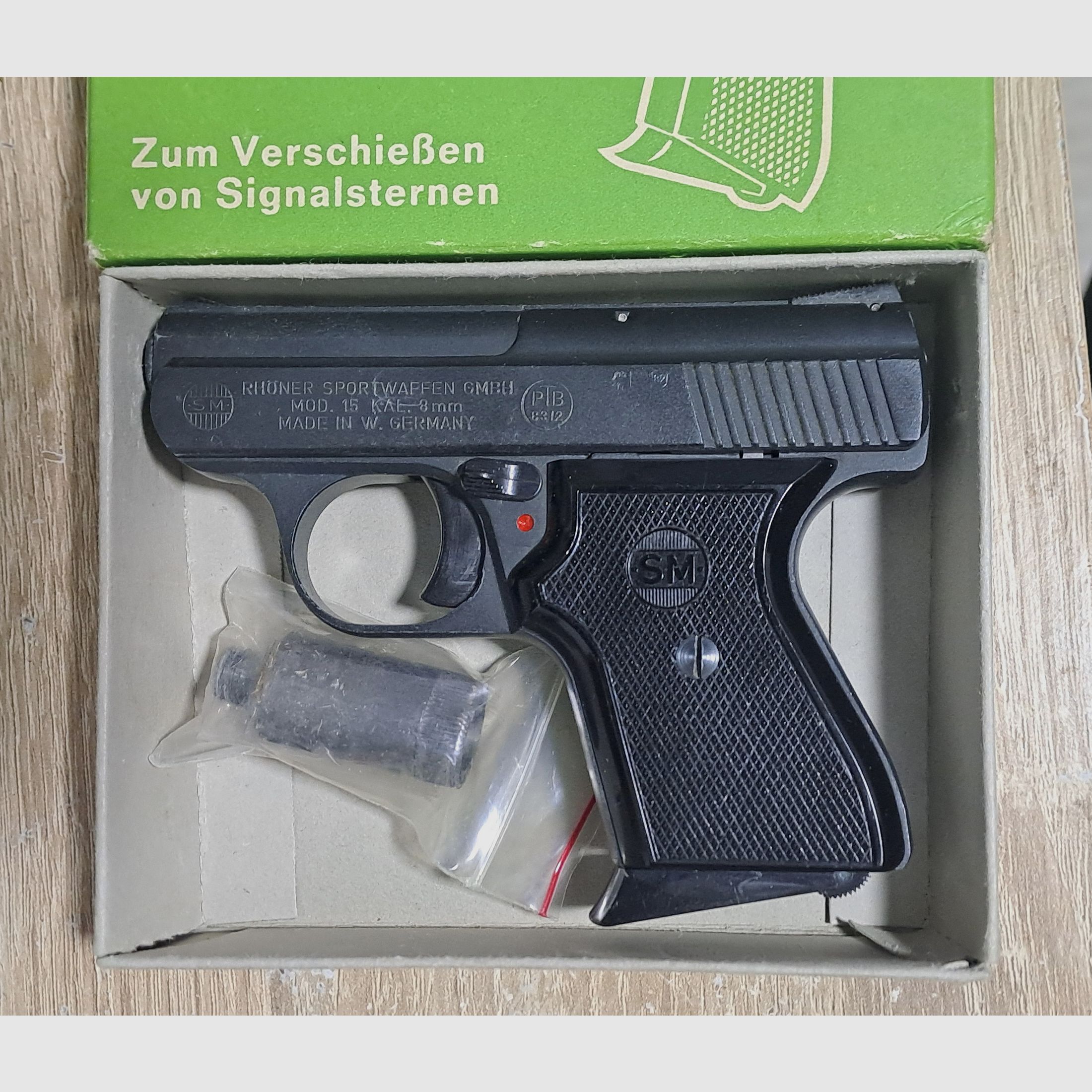 Alte Rhöner SM 15 Kal. 8 mm Knall im PTB 83/2 mit Verpackung!