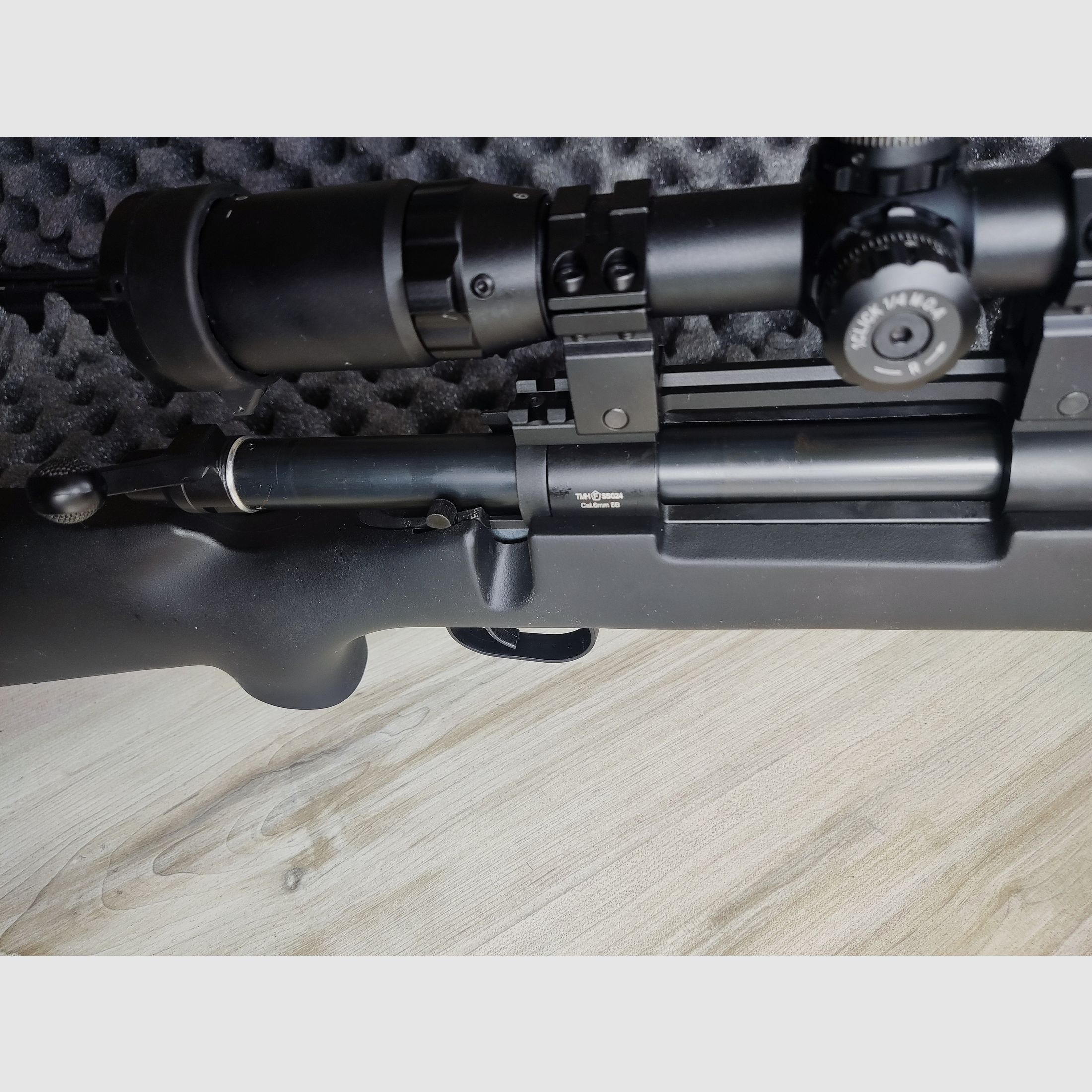 Novritsch SSG4 Gen 1 Airsoft Snajper + akcesoria