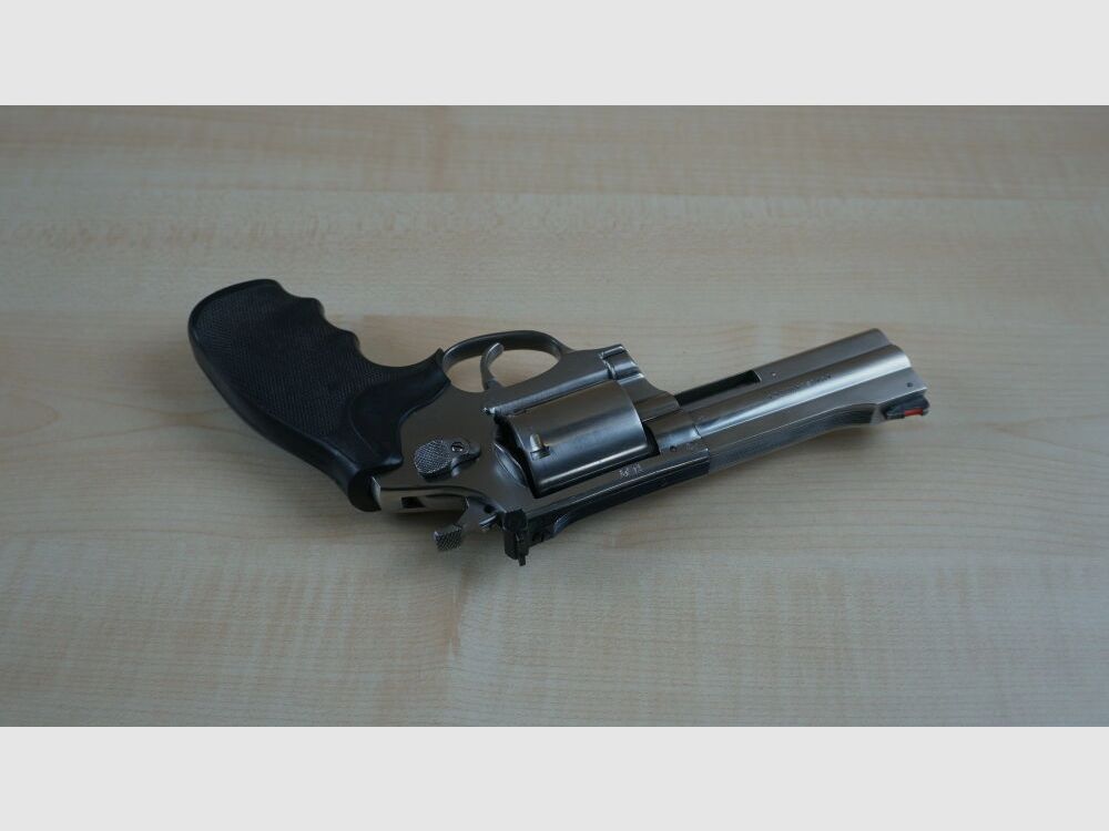Rossi, image 5 of 7
