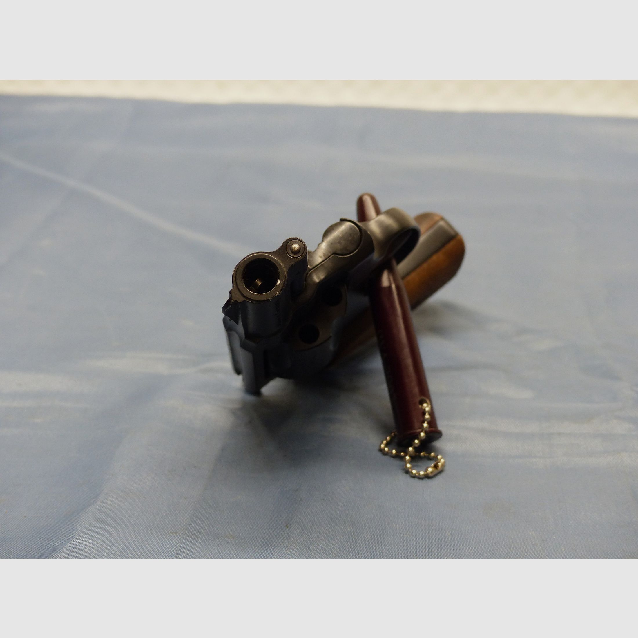 Weihrauch Arminus HW 88 Super Airweight blank-firing revolver 9 mm, immagine 9 di 10
