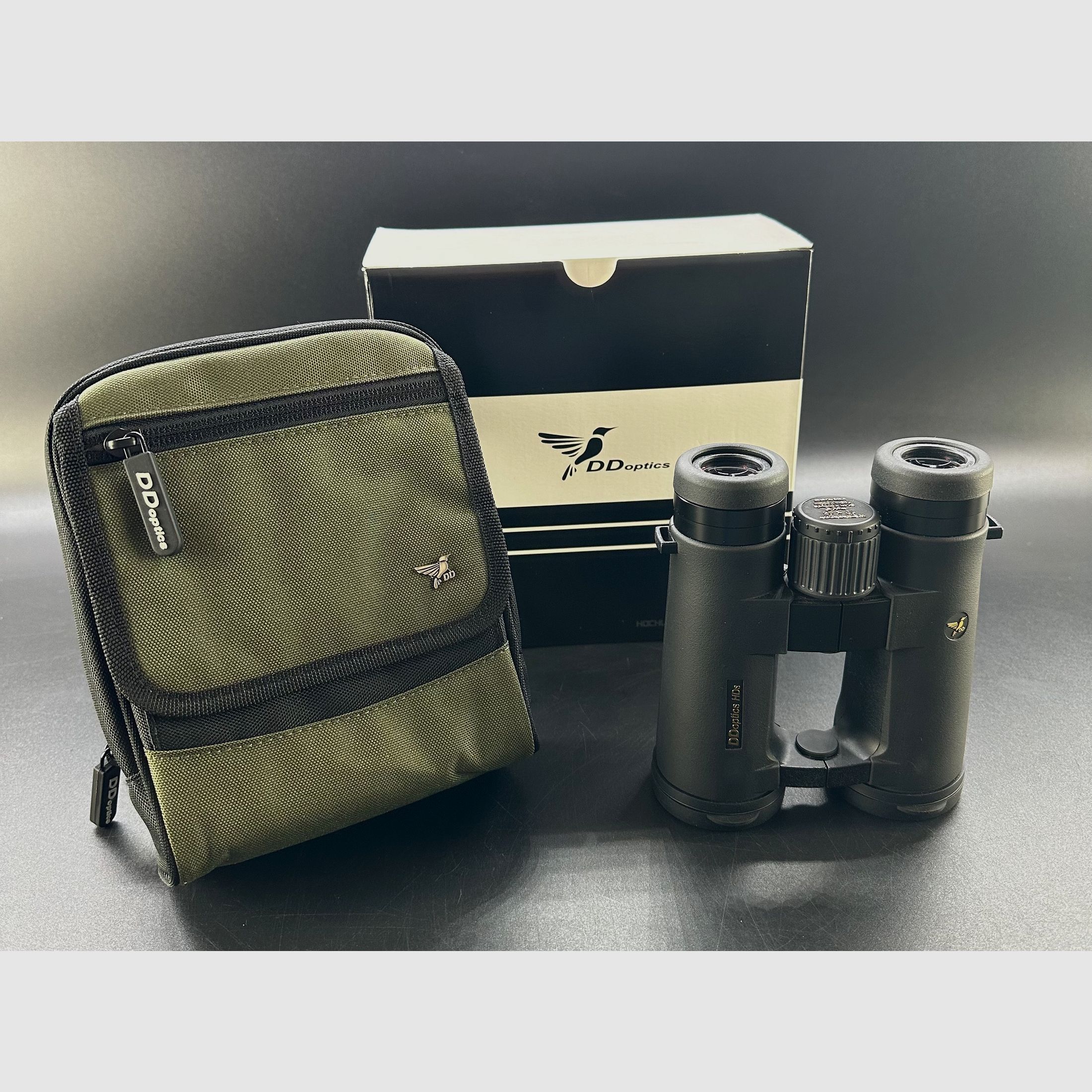 BWare DDoptics 440100103 binoculars HDS 10x42 with case and carrying strap BWare