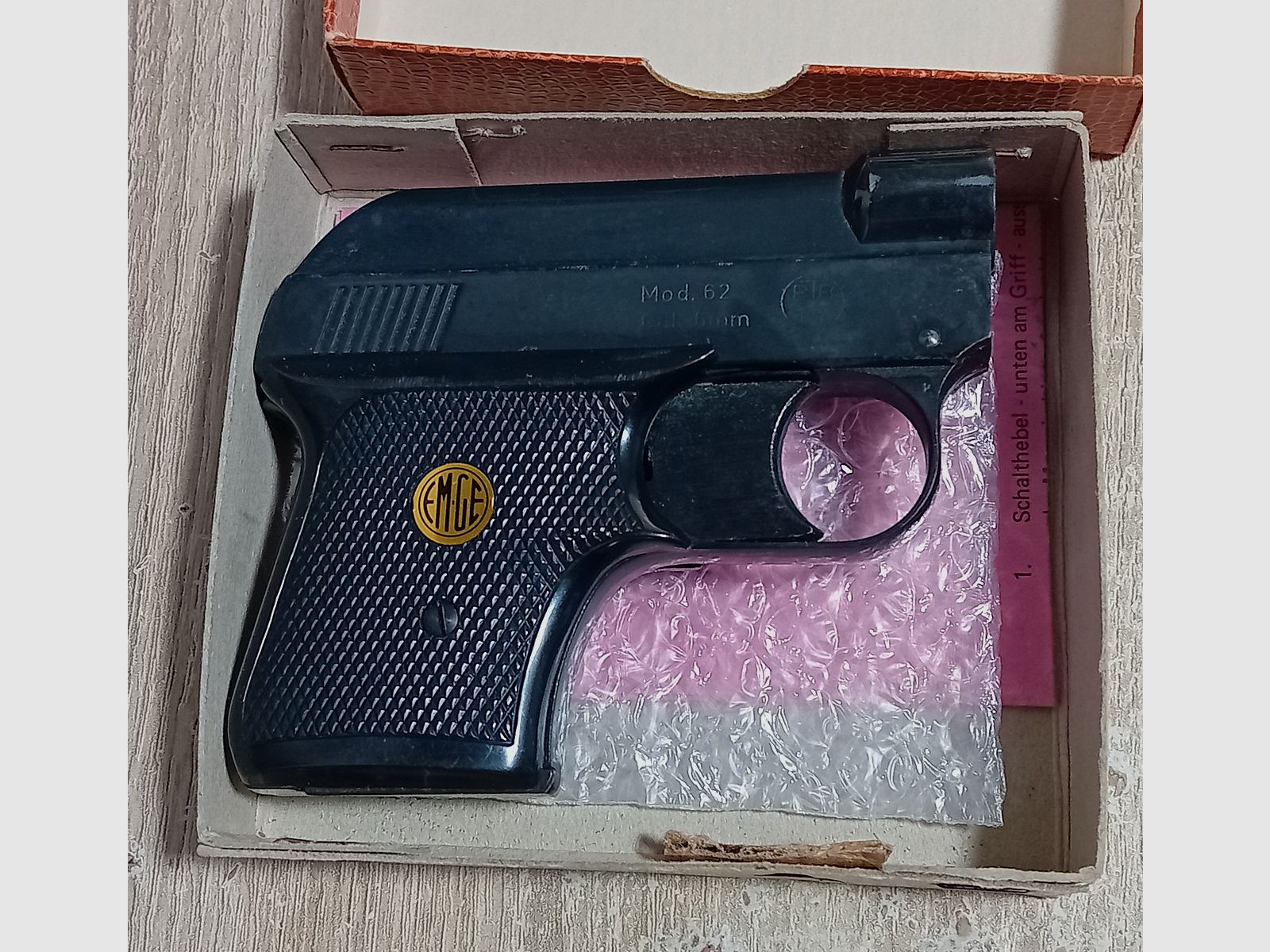 Seltene EM-GE Mod. 62 im Kal. 6 mm Knall Flobert mit Verpackung!
