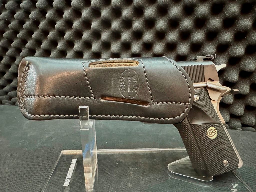 Brian C. Foster belt holster, quick-draw holster, CZ75, 1911, pistols without rail.