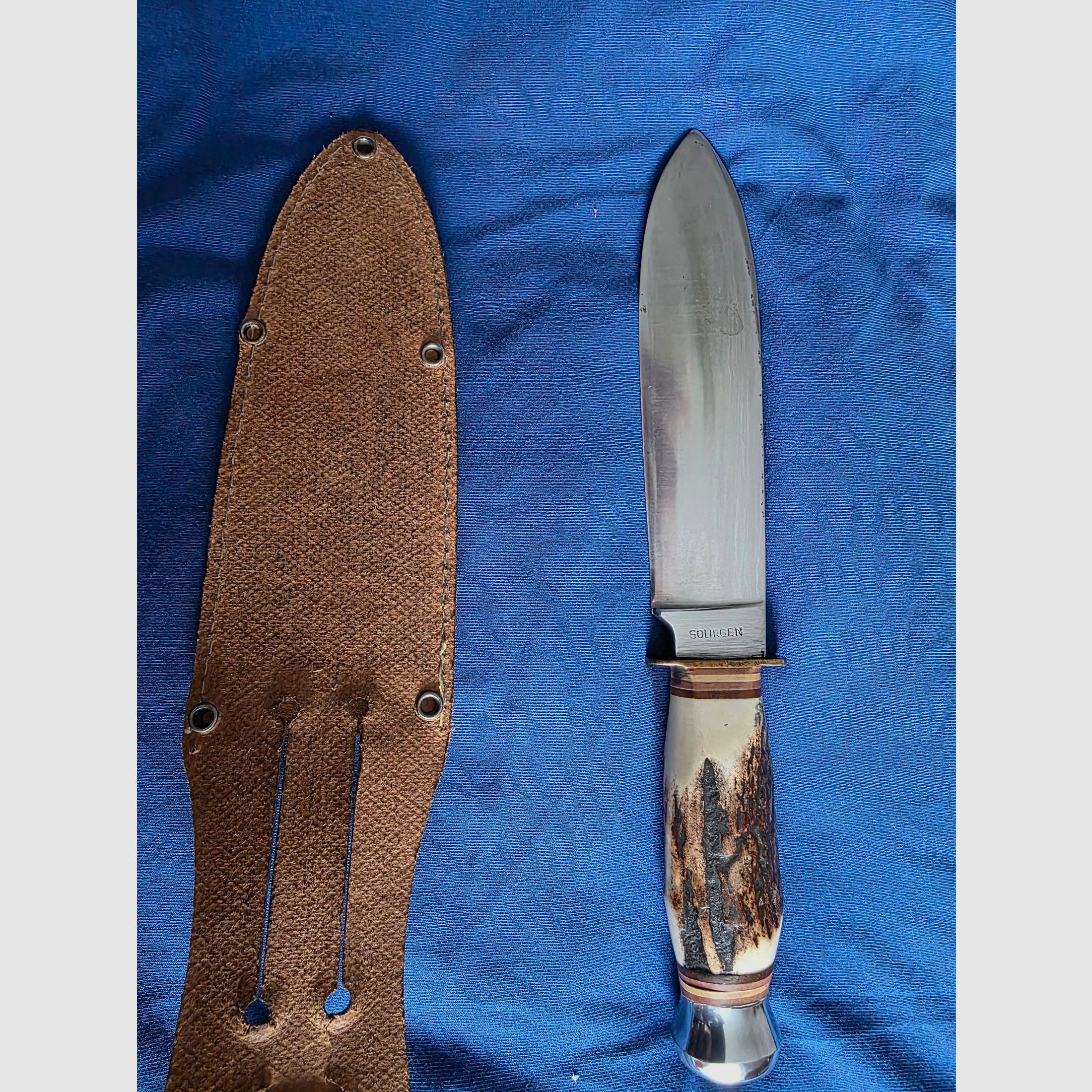 Cuchillo de caza Solingen con mango de asta de ciervo acero inoxidable Drop-Point 10,1–13 cm + funda