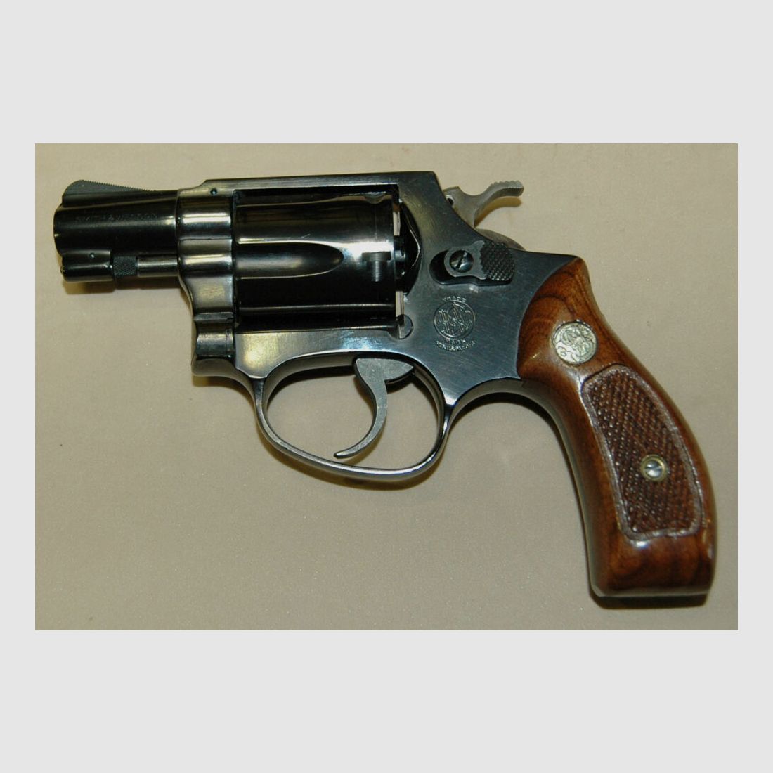Smith & Wesson 36