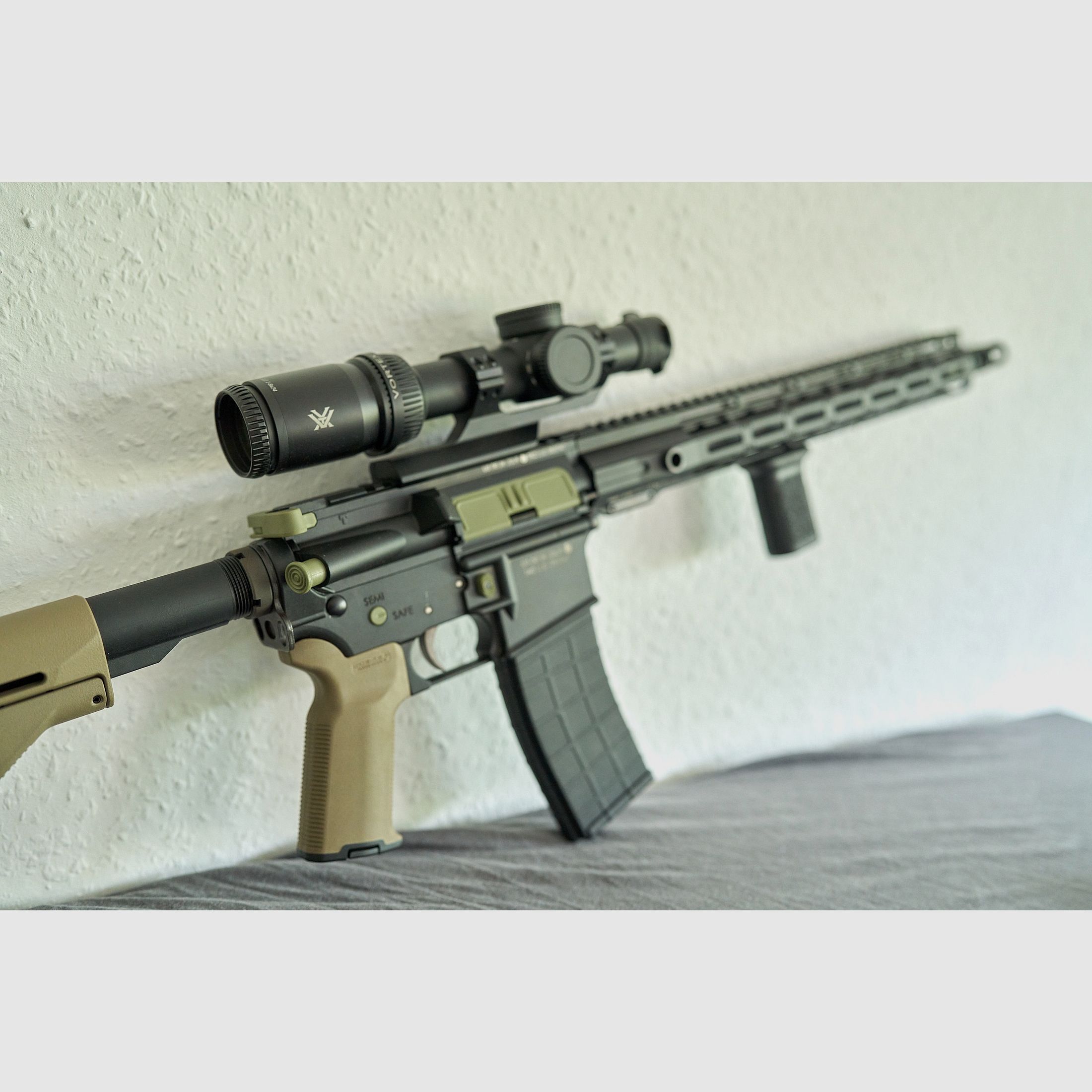 Tippmann Arms M4-22 LTE OD-Green .22 lr – ottime condizioni, circa 25 colpi, accessori Vortex/Hera/Magpul