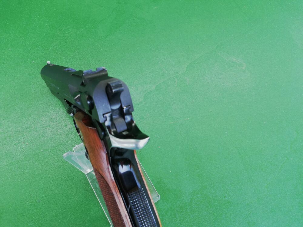 Smith & Wesson 39-2