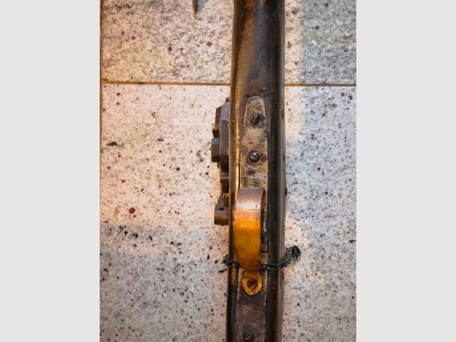 Steinschlossgewehr mit Bajonett und Puntze