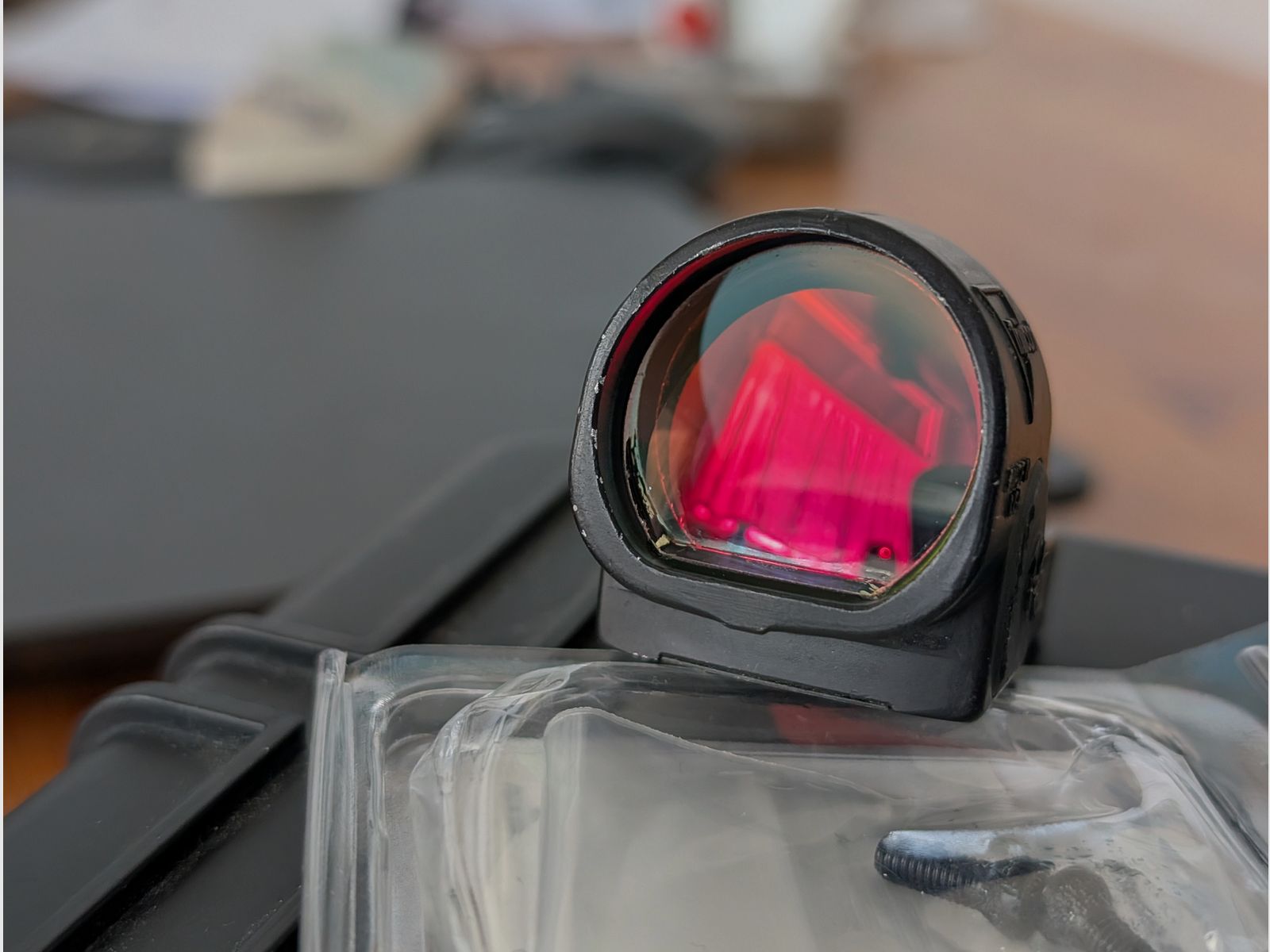 Original Trijicon SRO 2.5 MOA Mini Red Dot