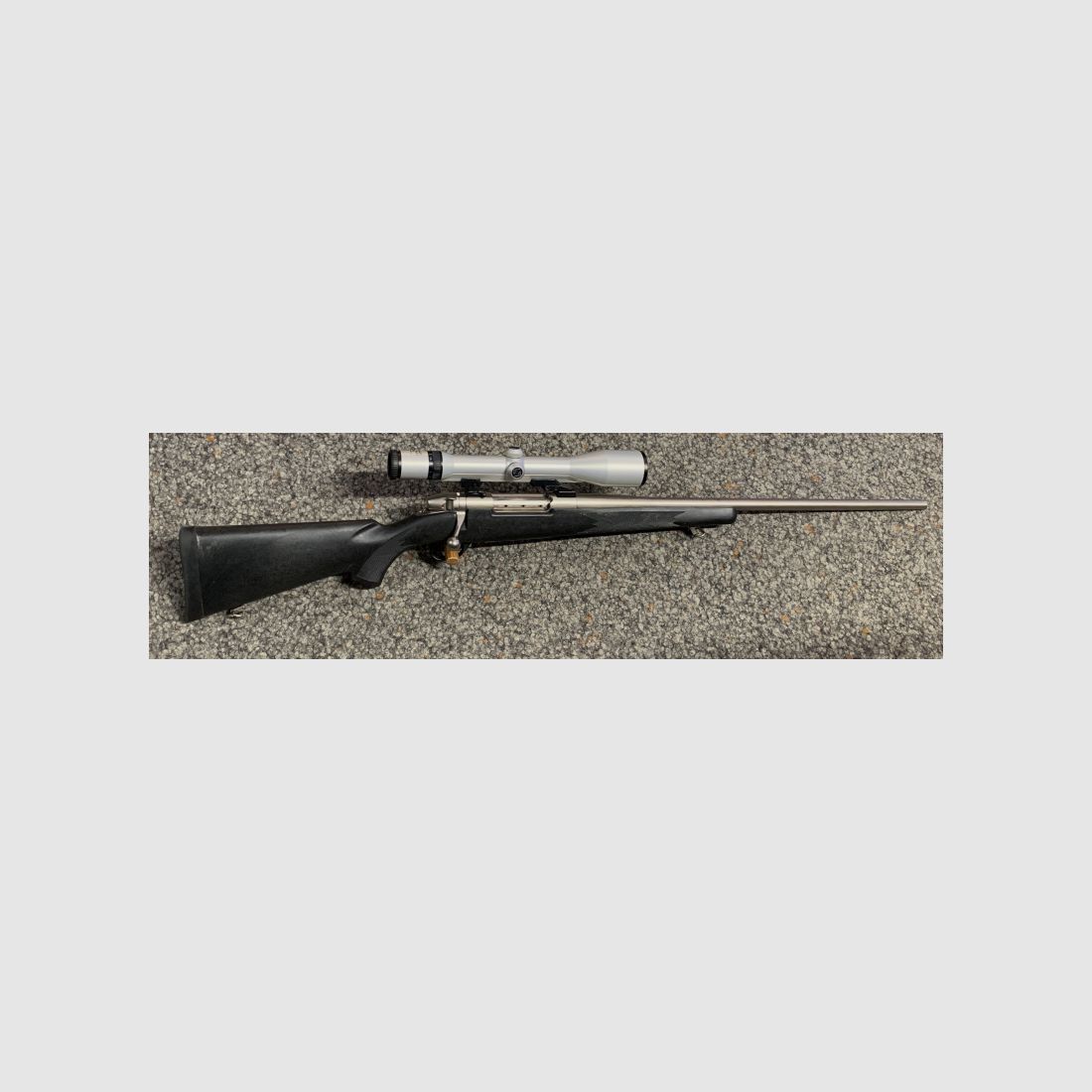 Weatherby Mark V stainless .338Win.Mag. mit ZEISS 2,5-10x48 Abs.4 (silber), 61cm Lauf