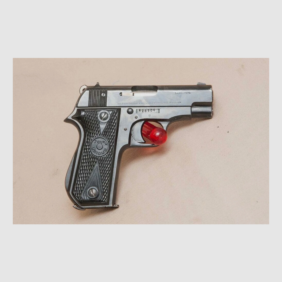 Uniek incl. holster en vervangend magazijn