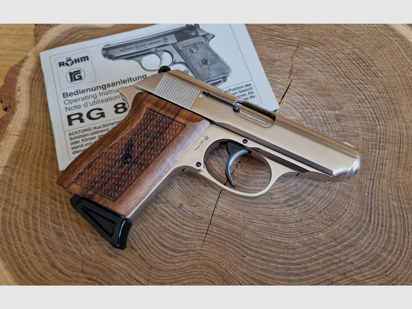RÖHM RG 800 Pistole 8mm vernickelt mit Holzgriffschalen, gebraucht, OVP + Zubehör Schreckschuss