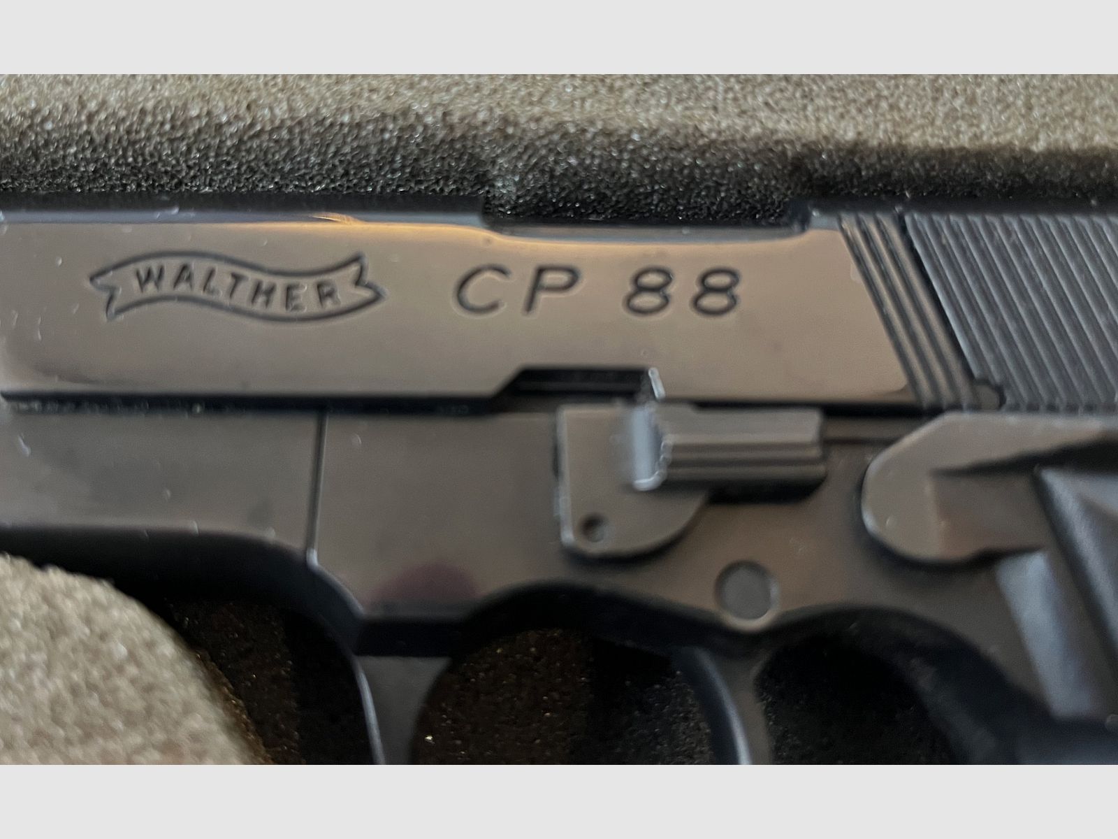 CO2-Luftpistole Walther CP 88-4