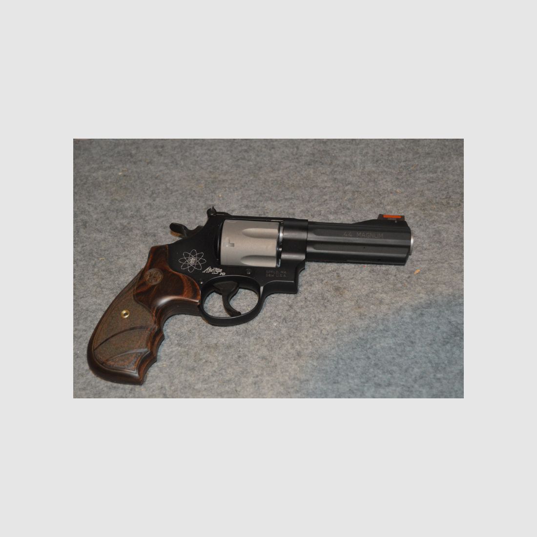 Smith und Wesson Airlite Kaliber 44 Magnum 329 PD