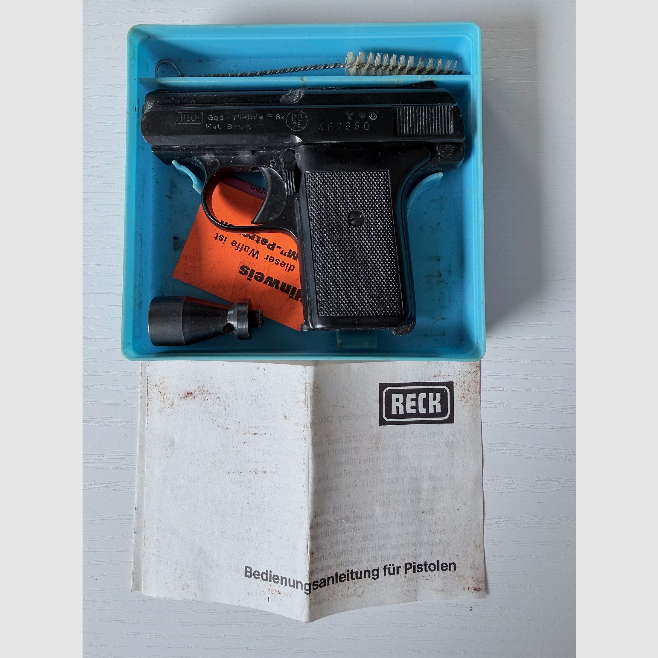 Reck P 6 S 8mm Knall- und Gaspistole mit Abschussbecher in OVP Sammlerstück