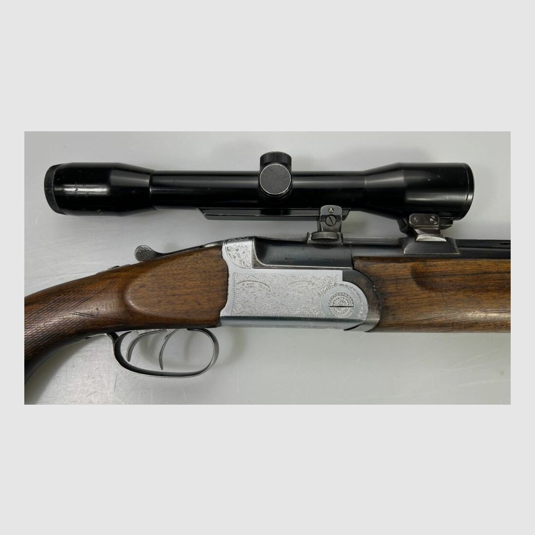 Fusil à double canon Zoli avec lunette de visée