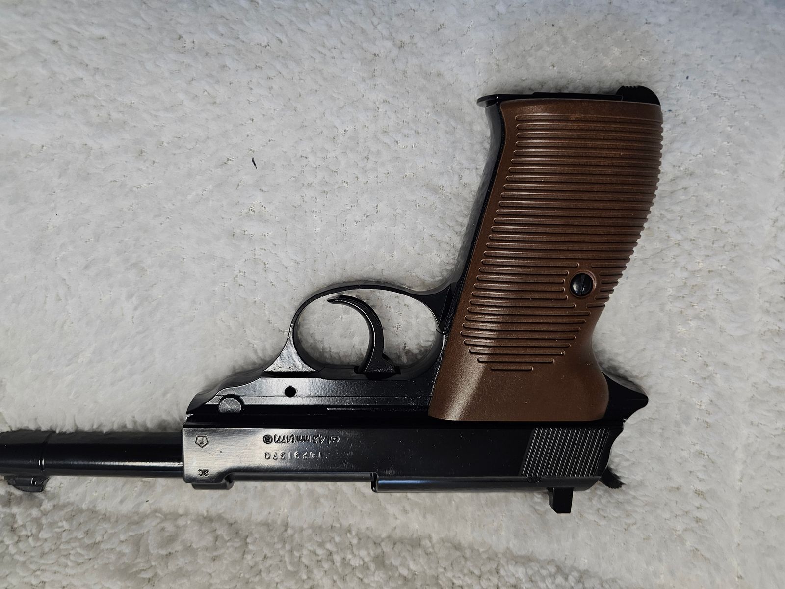Walher P 38, Bild 1 von 3