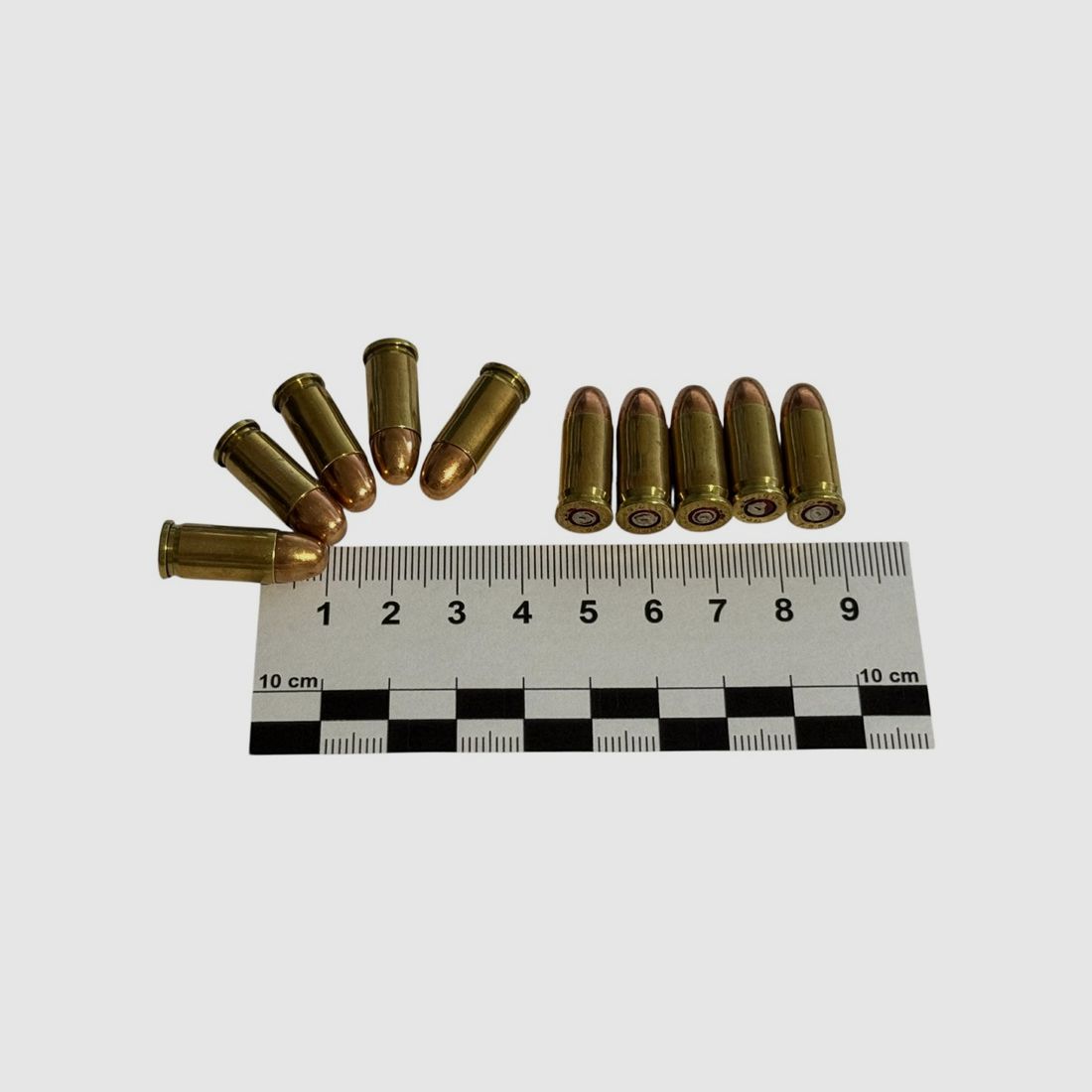 10 pieces of decommissioned ammunition .32 ACP / 7.65mm FMJ