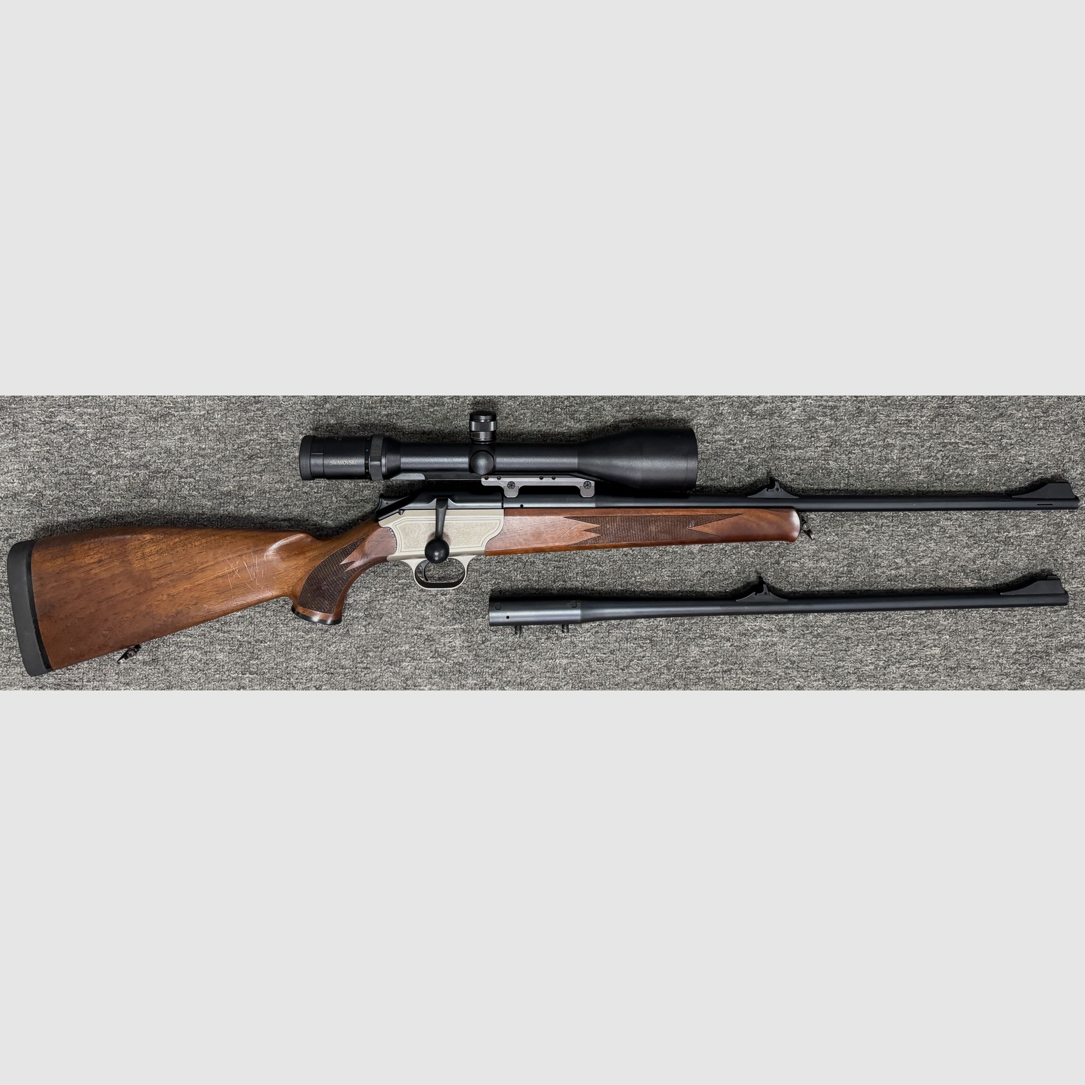 Blaser R93 .30-06 & 9,3x62 mit Swarovski 2,5-10x56 LP und Sattelmontage, Bild 1 von 10