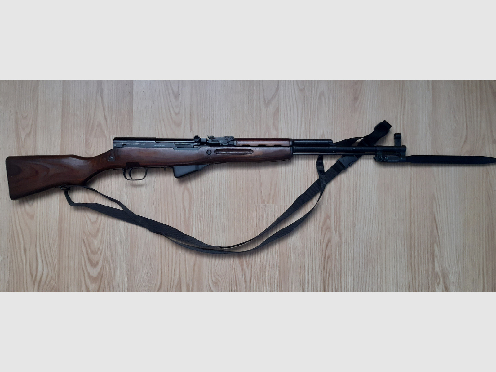 orig. russ. SKS 45 Simonov "IZHMASH" im Kal. 7,62x39 -Superperfekt- mit ca.1600gr. Abzug