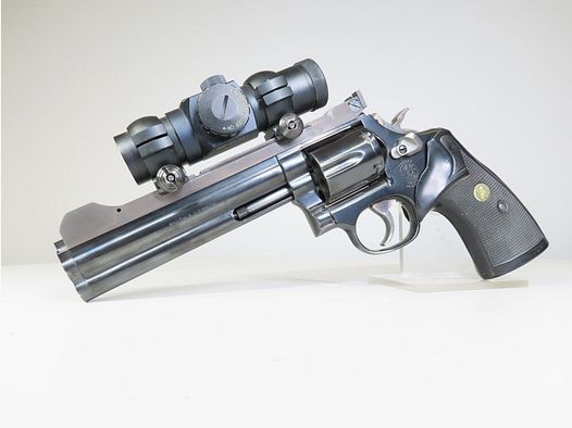 Smith & Wesson 586 - 2