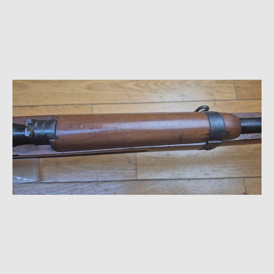 Sehr schöner Karabiner Truppe Speciale Carcano Modell 1938 (91/38 TS) – Arsenal von Terni – Kal. 6,5×52 – Monomatrikulation – Sehr schönes Holz – Ausgezeichneter mechanischer Zustand – Schöner Lauf mit klaren Zügen bis zur Mündung – Waffe von 1940 – TBE++/TBE+++, Bild 23 von 34