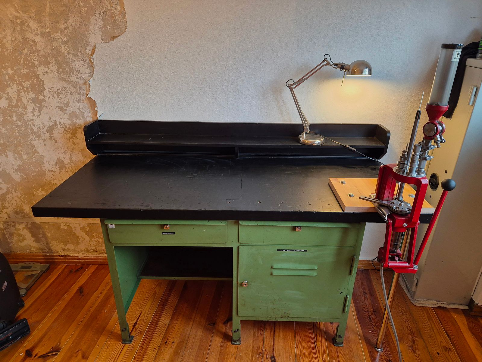 Hornady 5-Station Wiederladepresse Komplettset + massiver Tisch & Zubehör