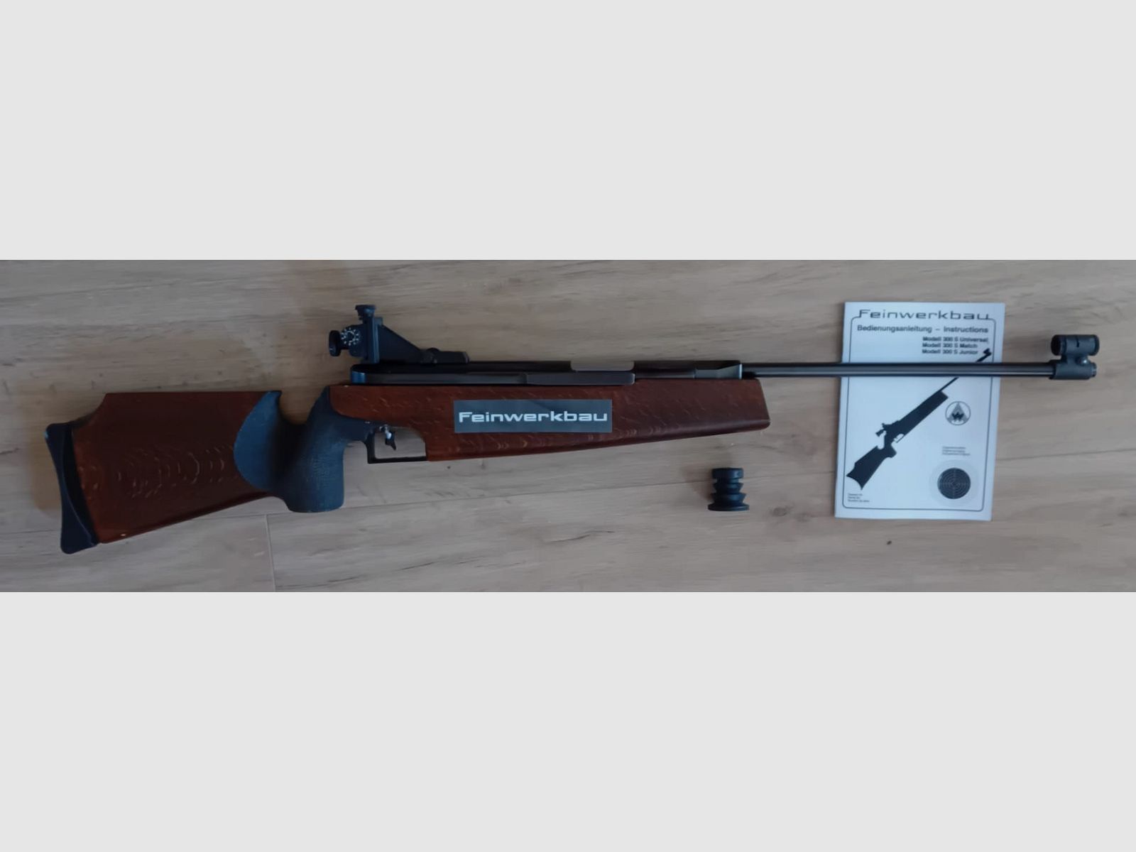 Feinwerkbau 300 S  JUNIOR