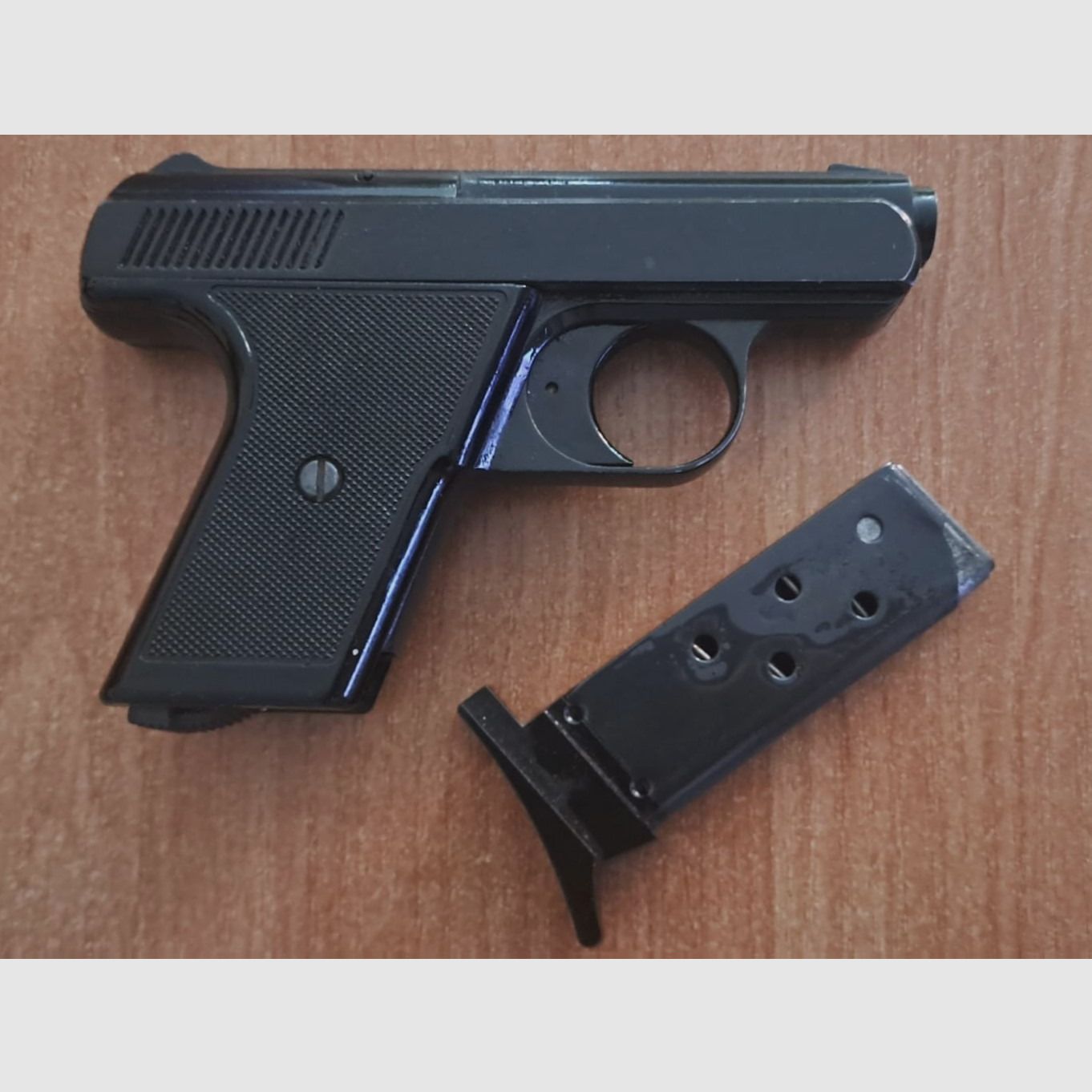 Reck FBI 8000 Kal. 8 mm Knall im PTB 387