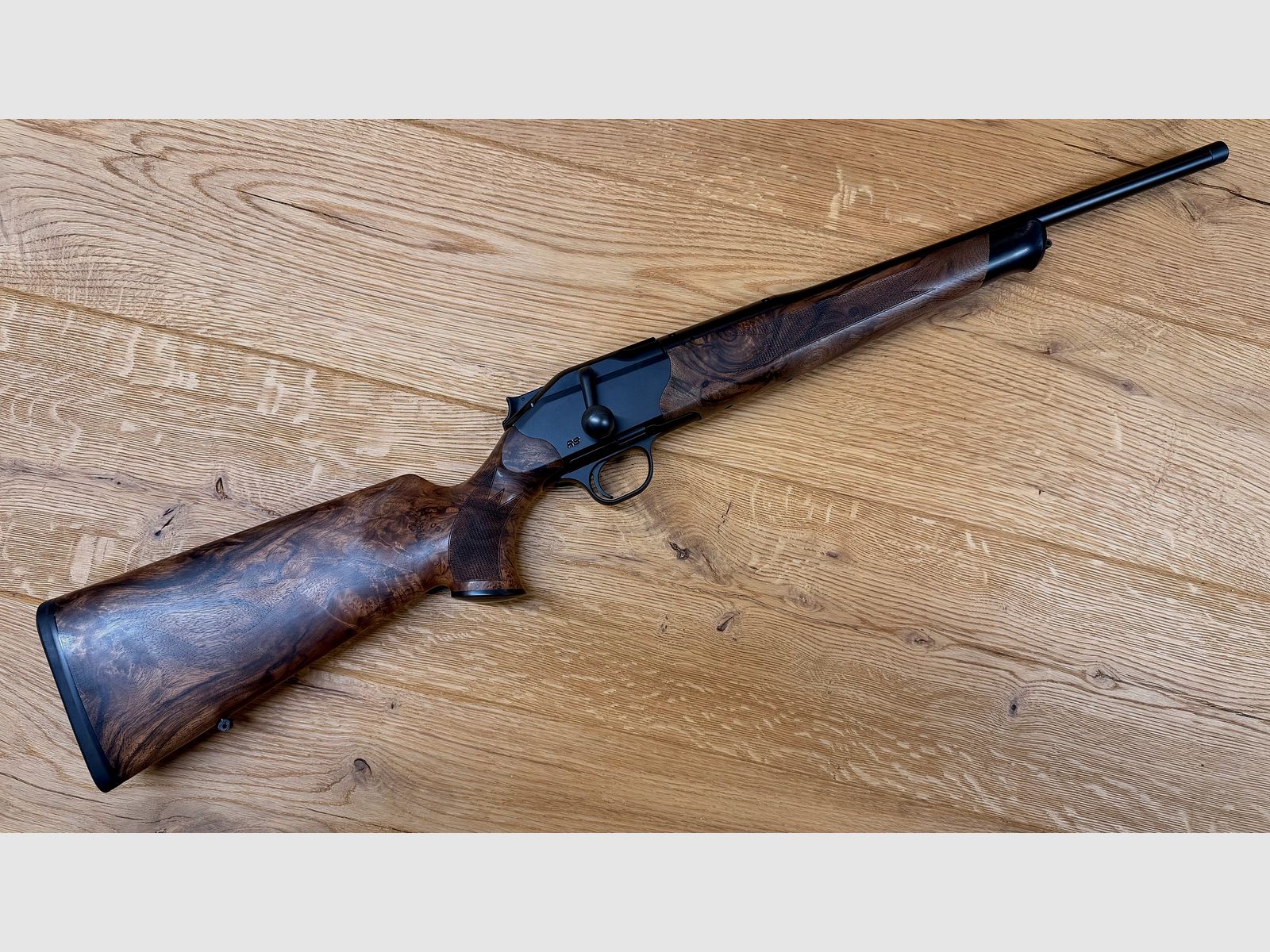 Blaser R8 Holzklasse 7 / Stahlkugel graviert mit Fischhaut / Kaliber und Lauflänge nach Wahl, Bild 3 von 11