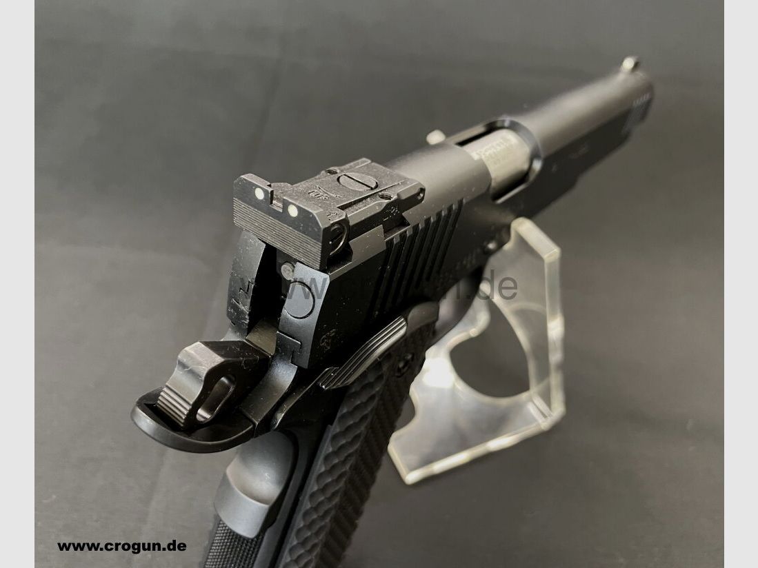 Schmeisser	 1911 Hugo 6"